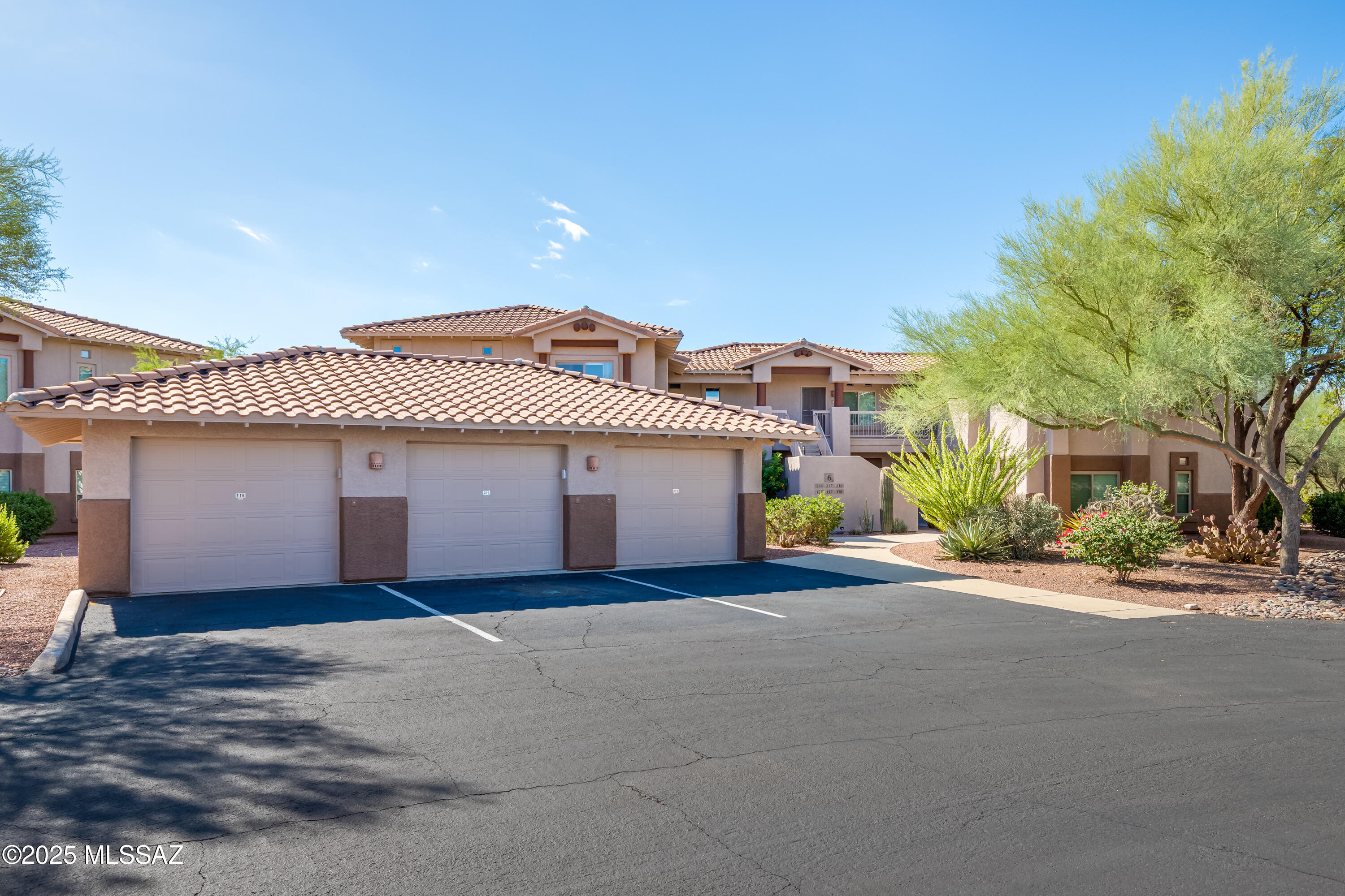 655 W Vistoso Highlands Drive Unit: 216