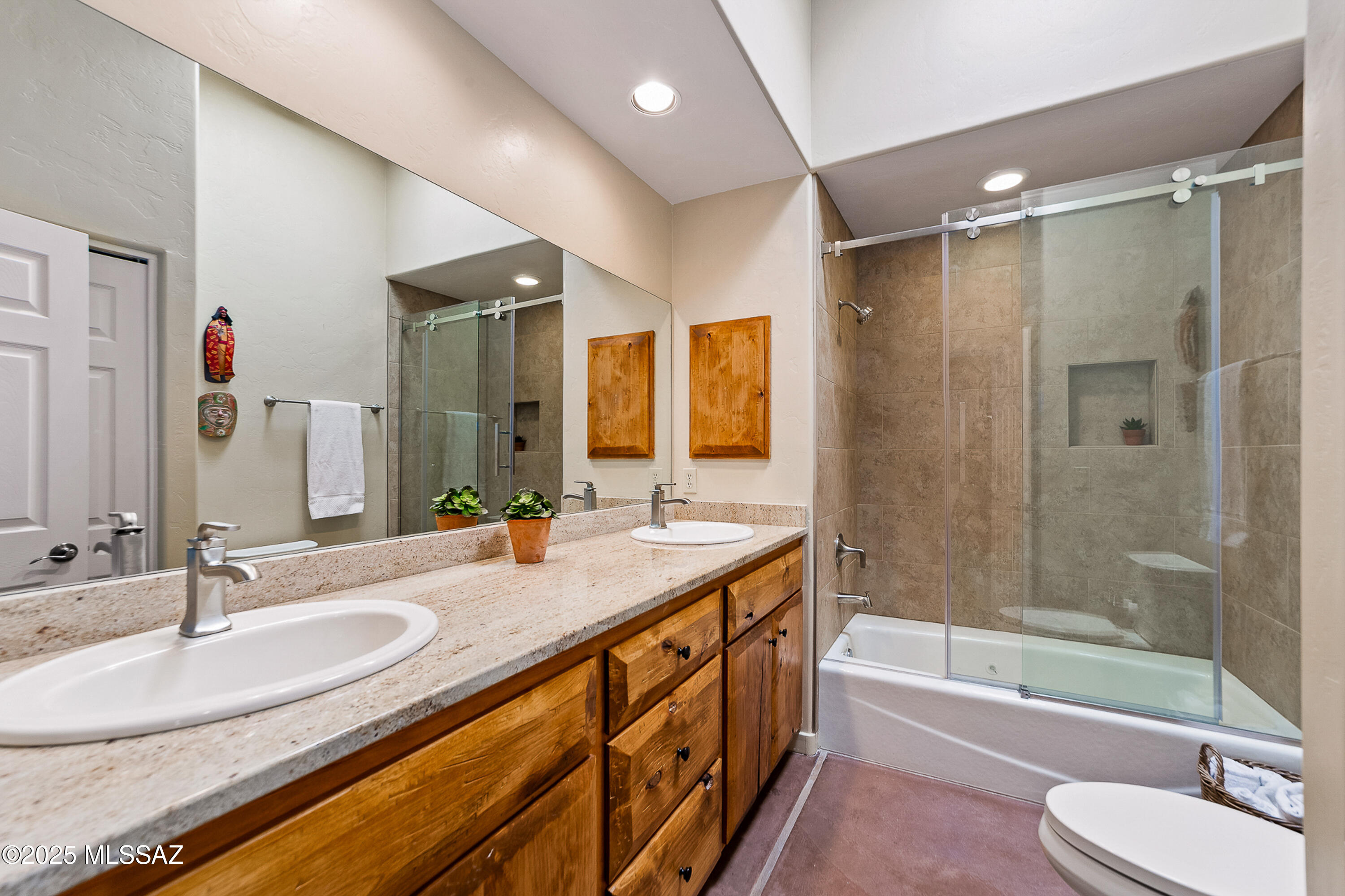 766 W Silver Eagle Court