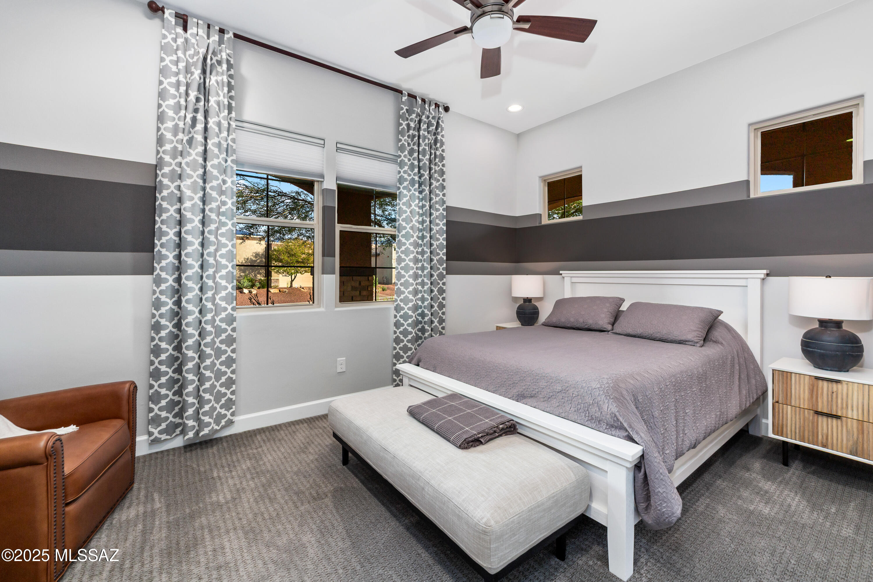 125 E Peralta Canyon Court