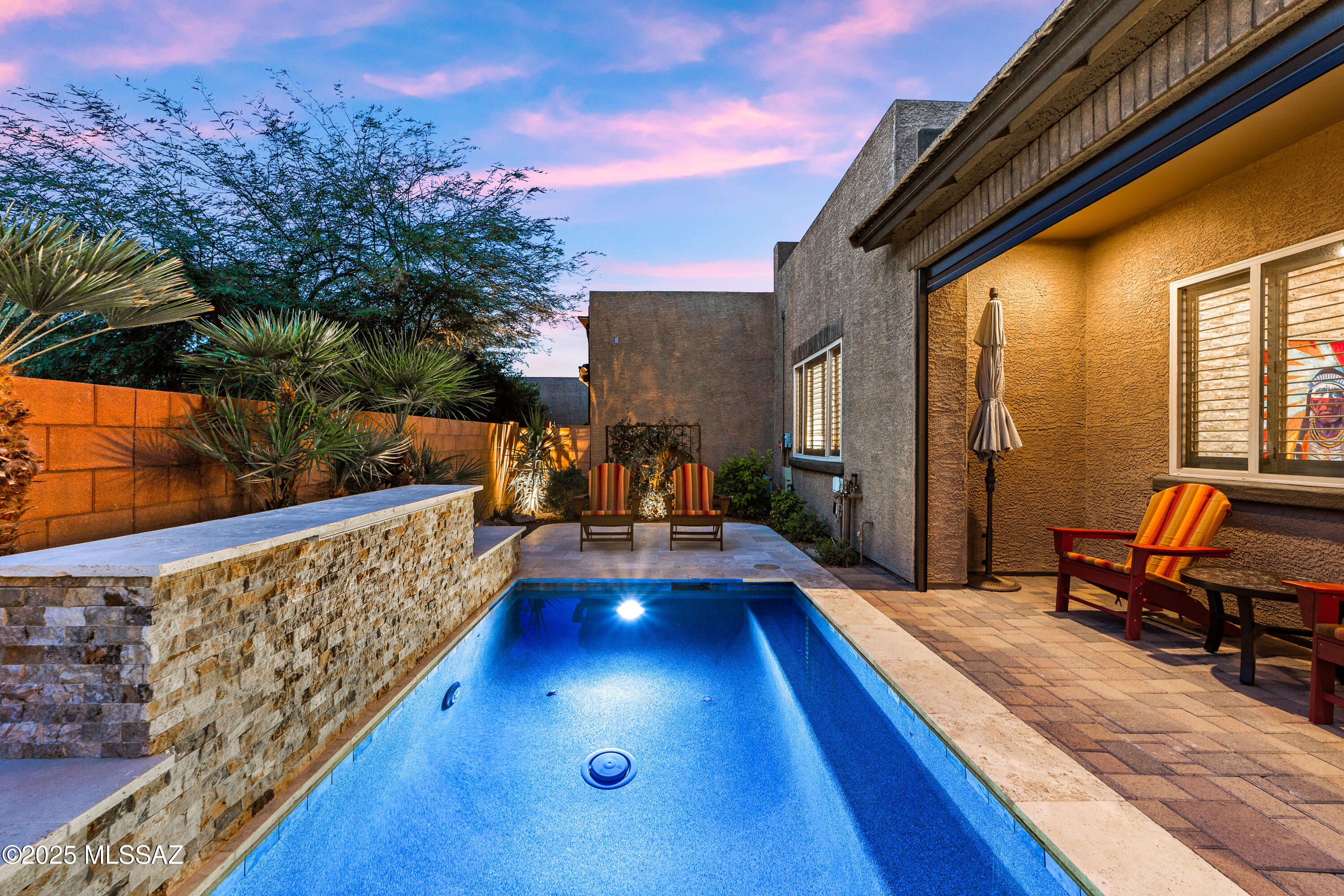 125 E Peralta Canyon Court