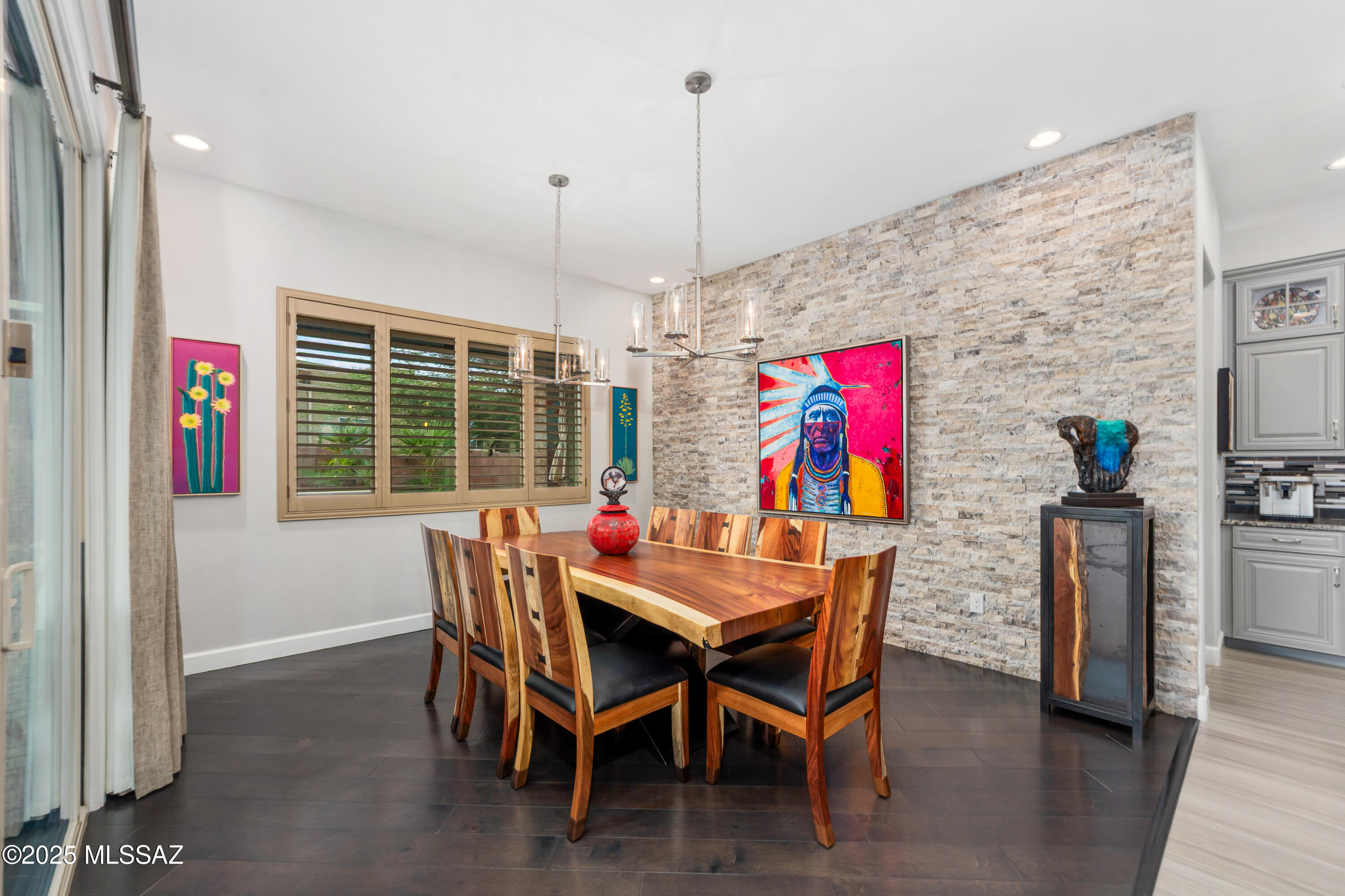 125 E Peralta Canyon Court