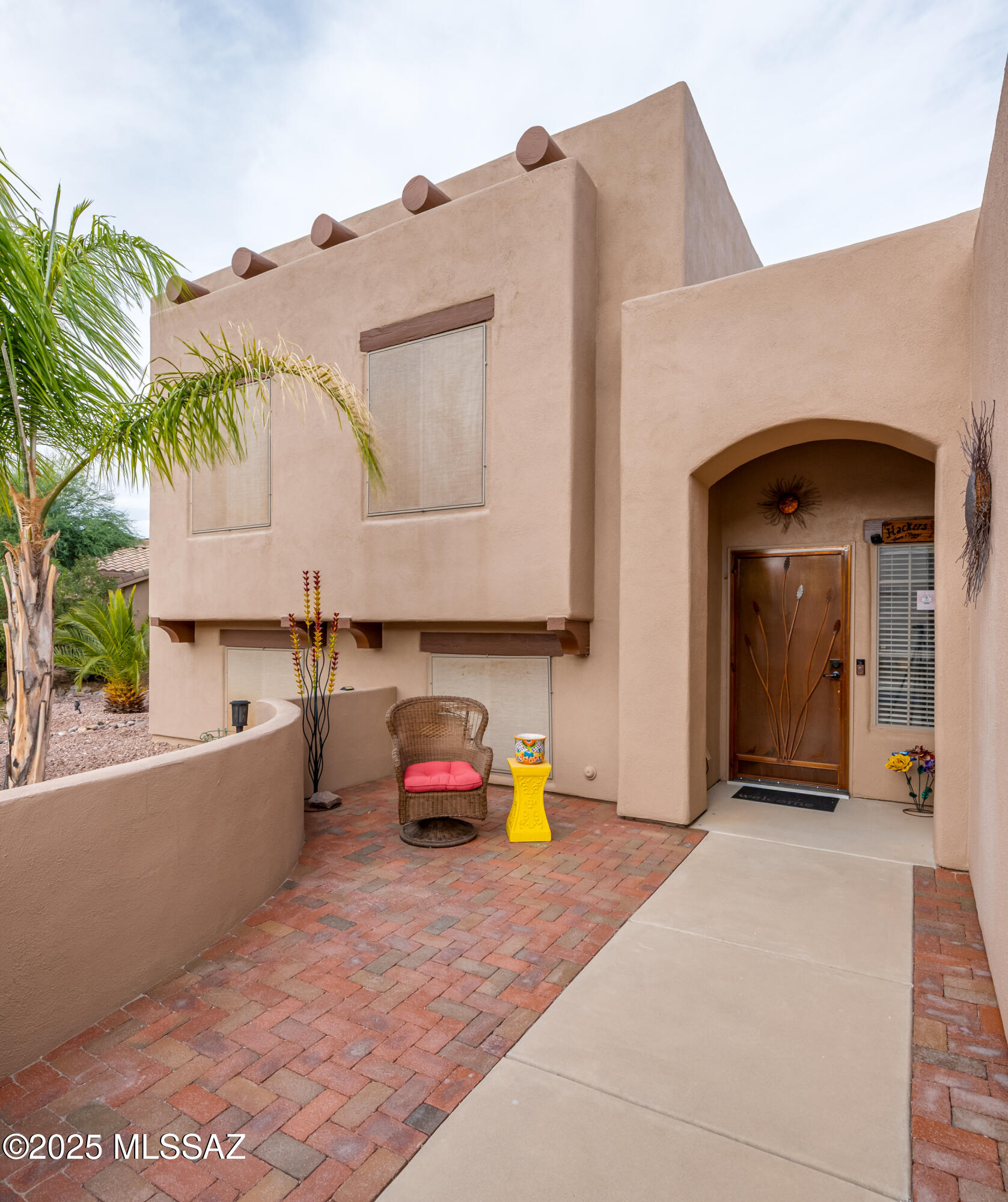 1681 E Moonshroud Drive