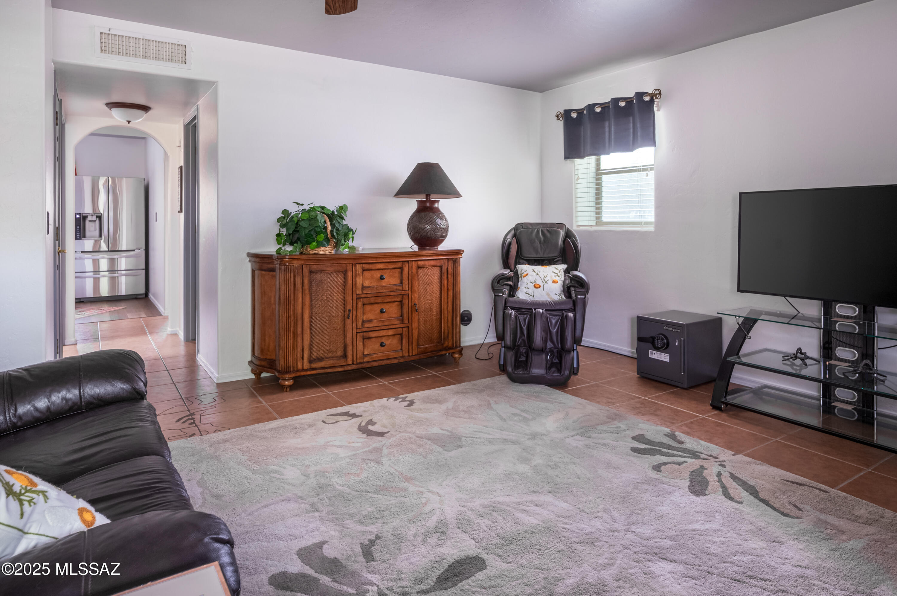 1681 E Moonshroud Drive