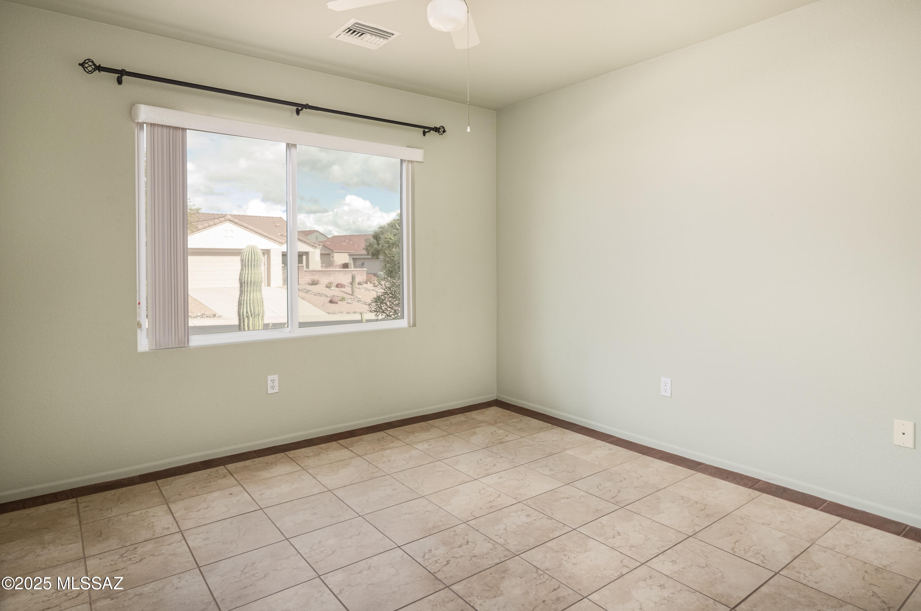 938 E Grass Meadow Place