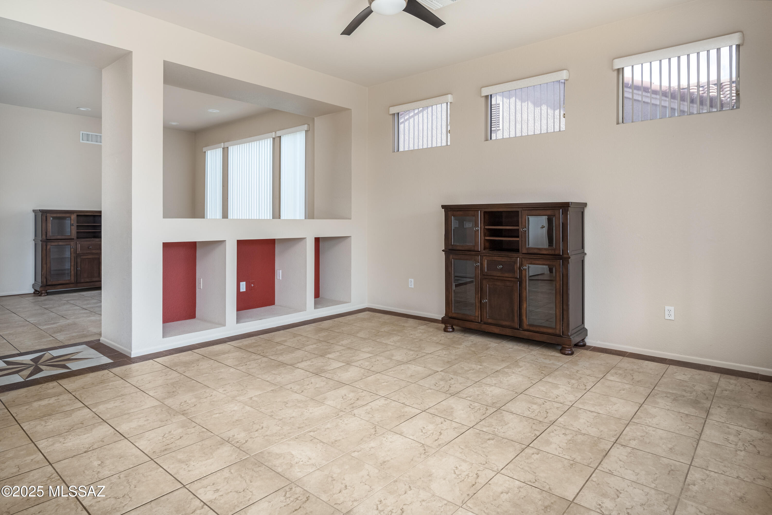 938 E Grass Meadow Place