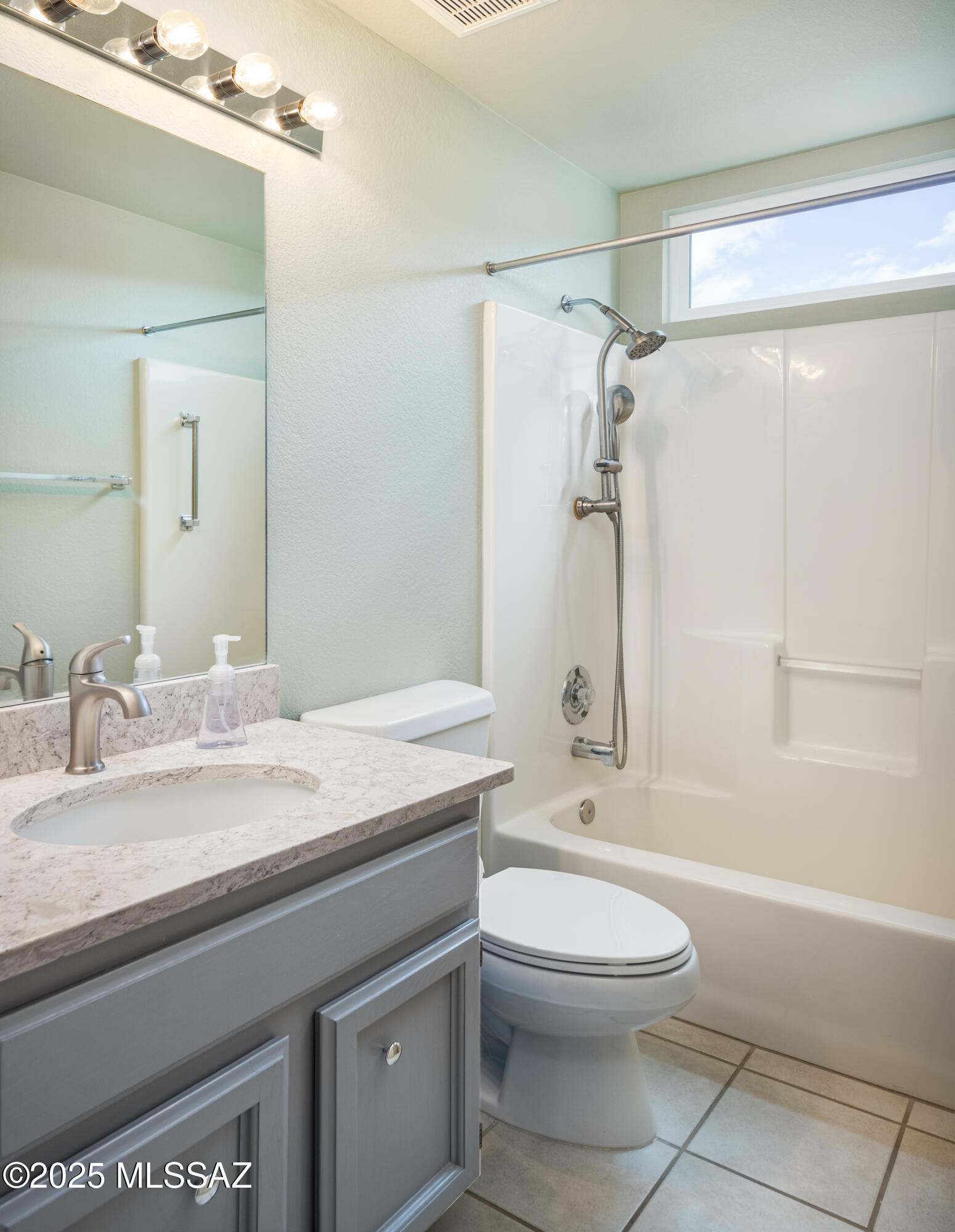 938 E Grass Meadow Place