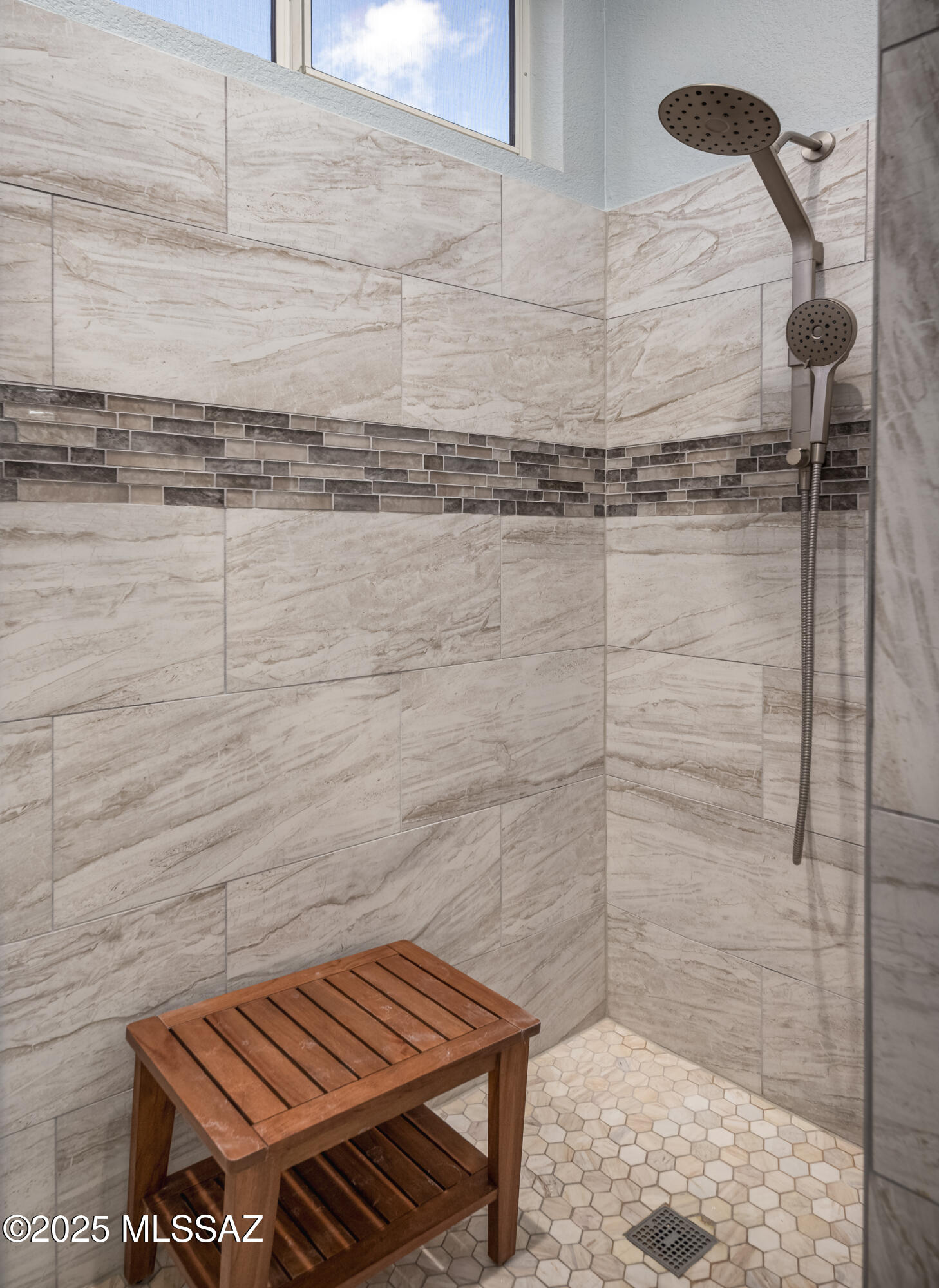 938 E Grass Meadow Place