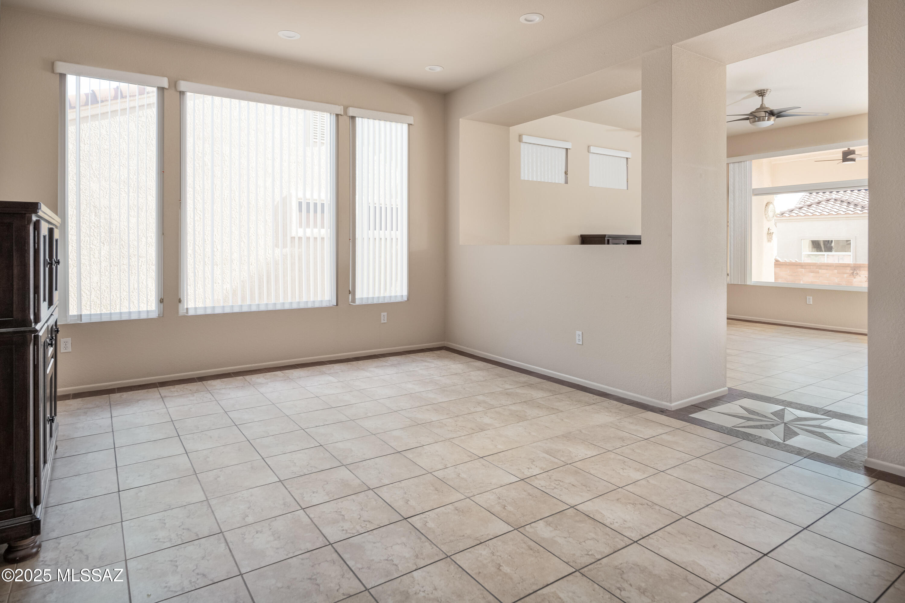 938 E Grass Meadow Place