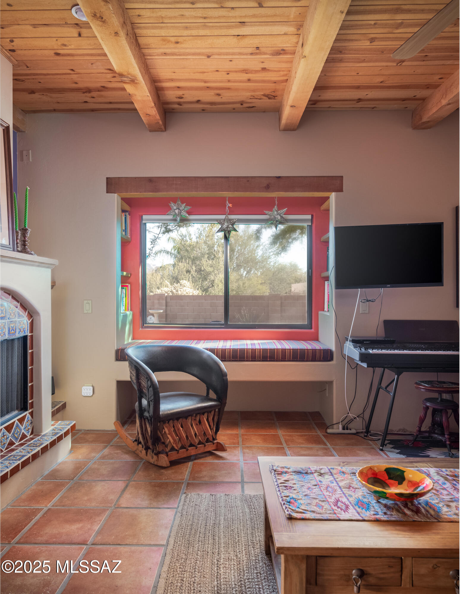 9132 N Ironwood Meadows Drive