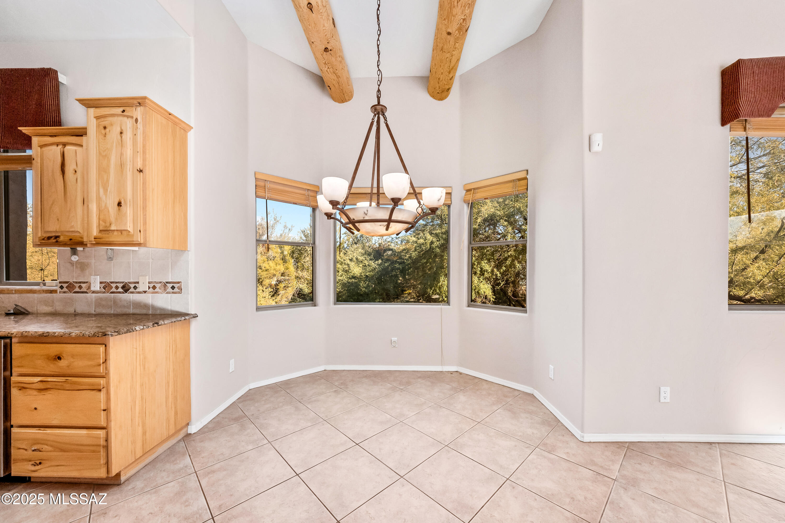 3551 W Montgomery Street