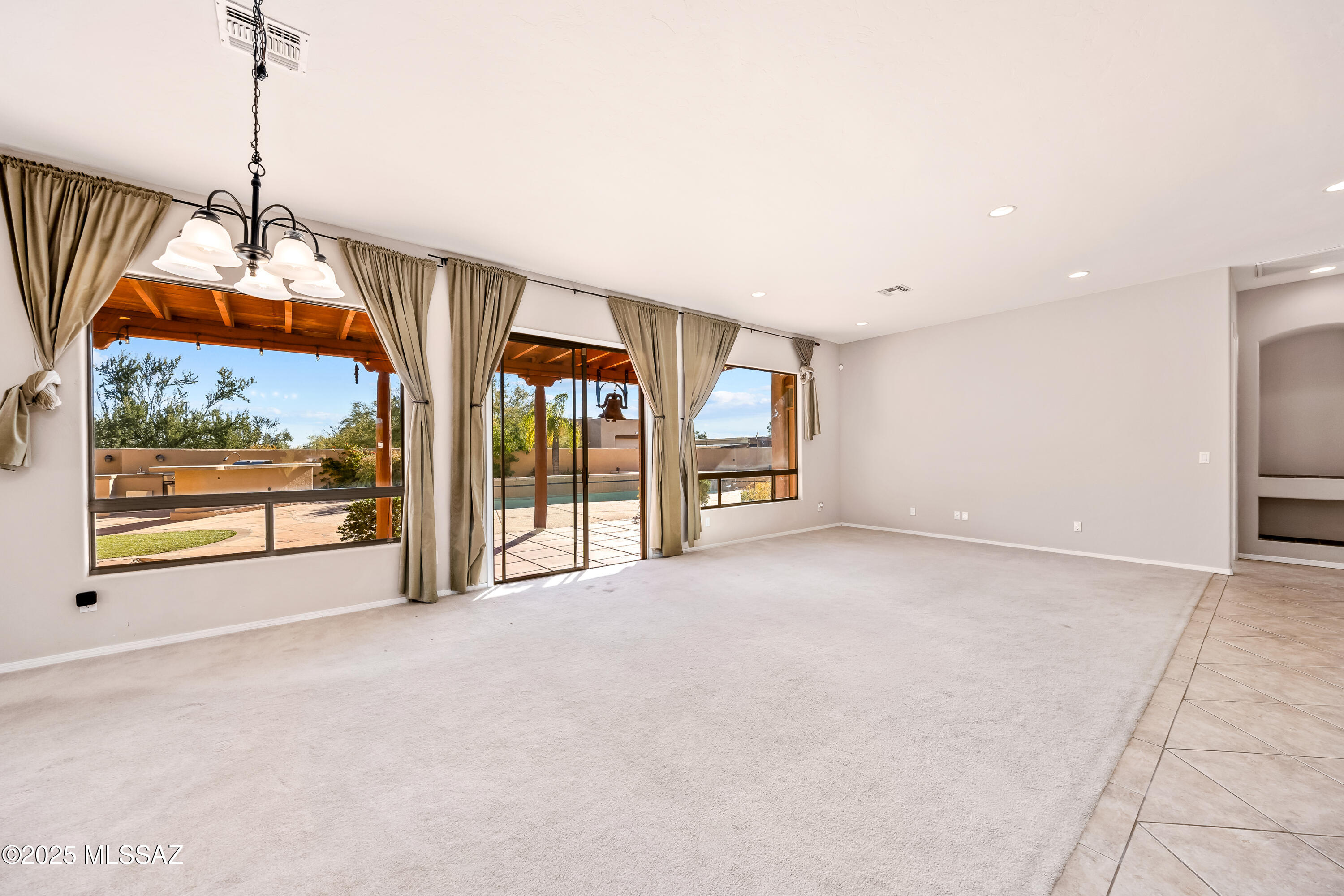 3551 W Montgomery Street