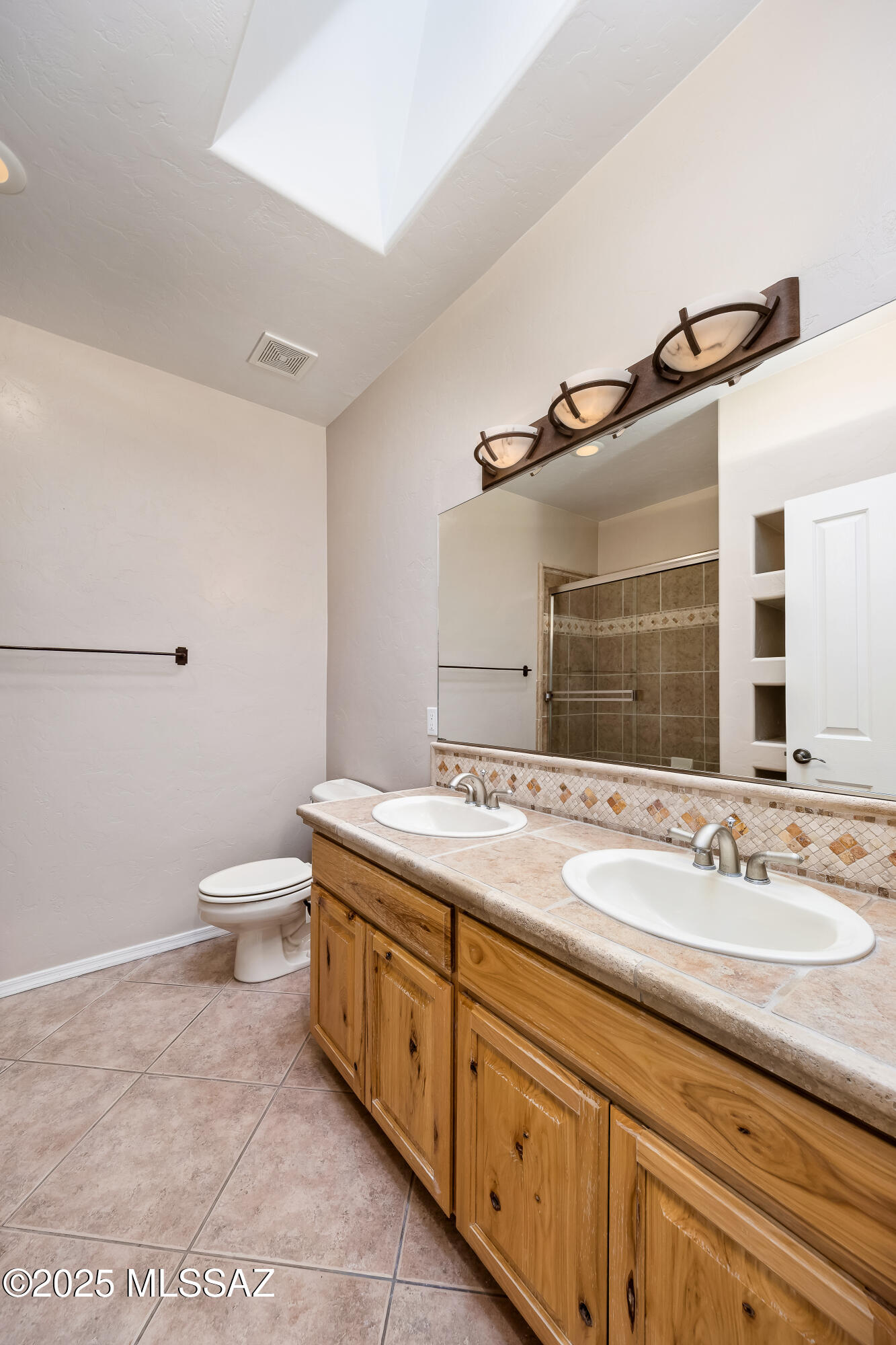 3551 W Montgomery Street