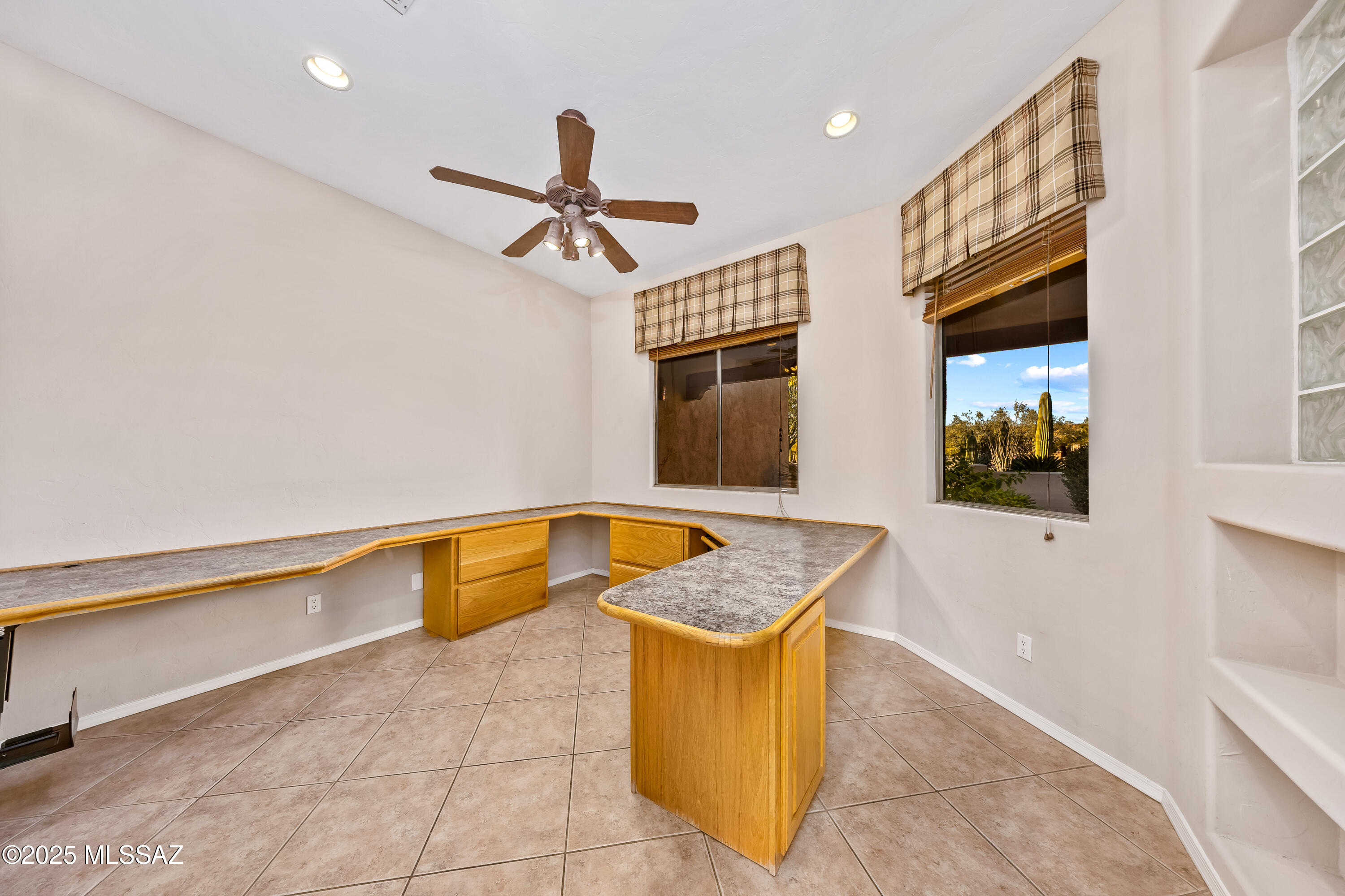 3551 W Montgomery Street