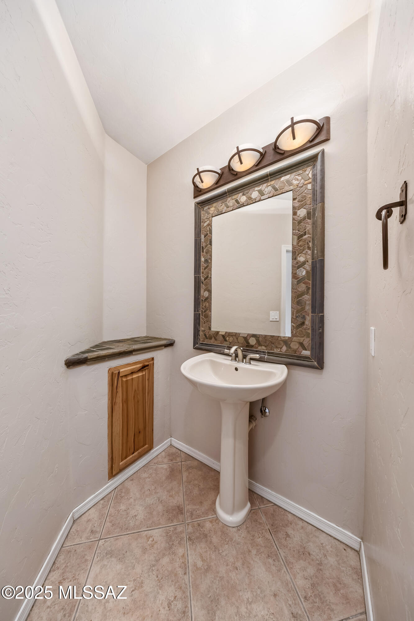 3551 W Montgomery Street