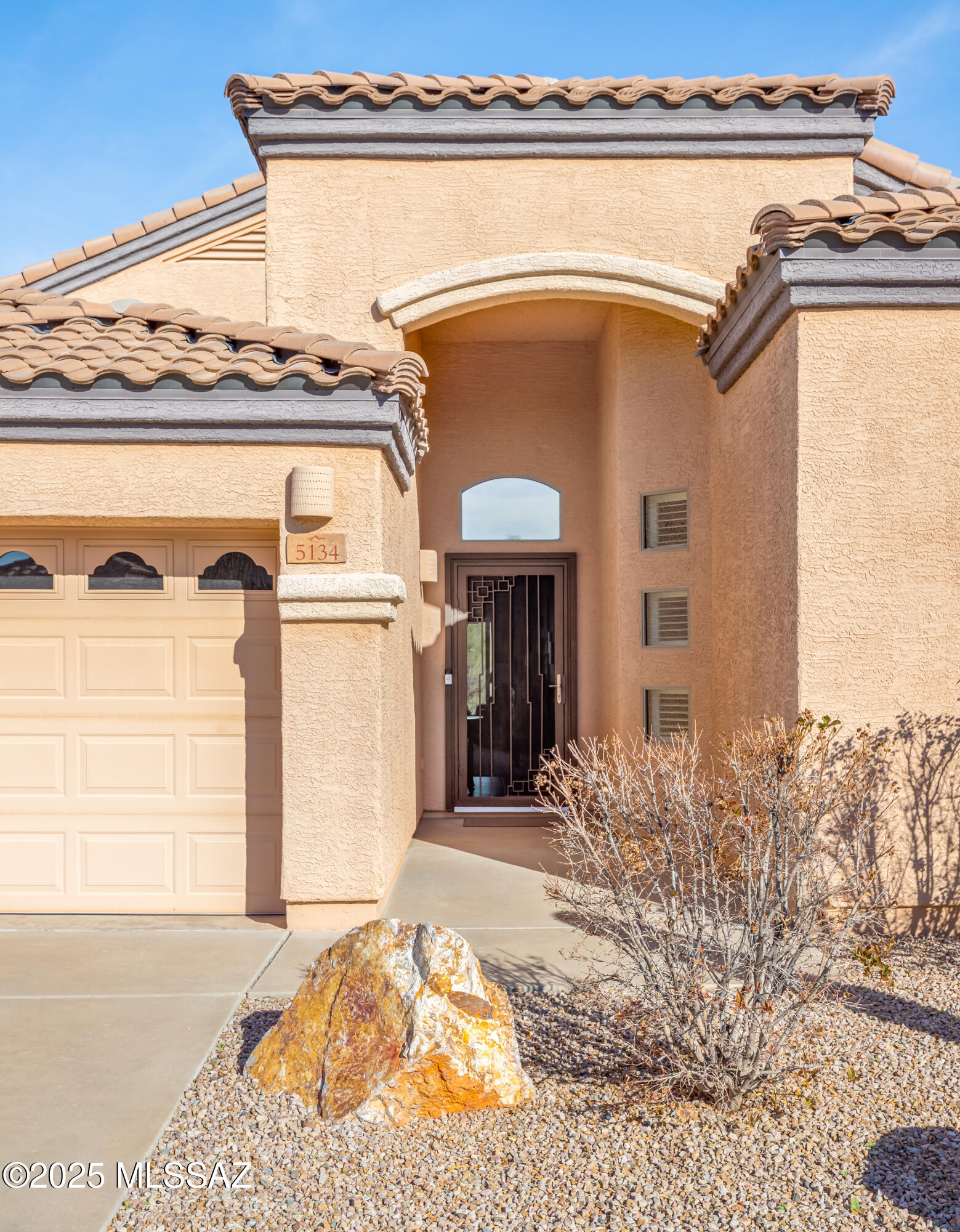 5134 W New Shadow Way