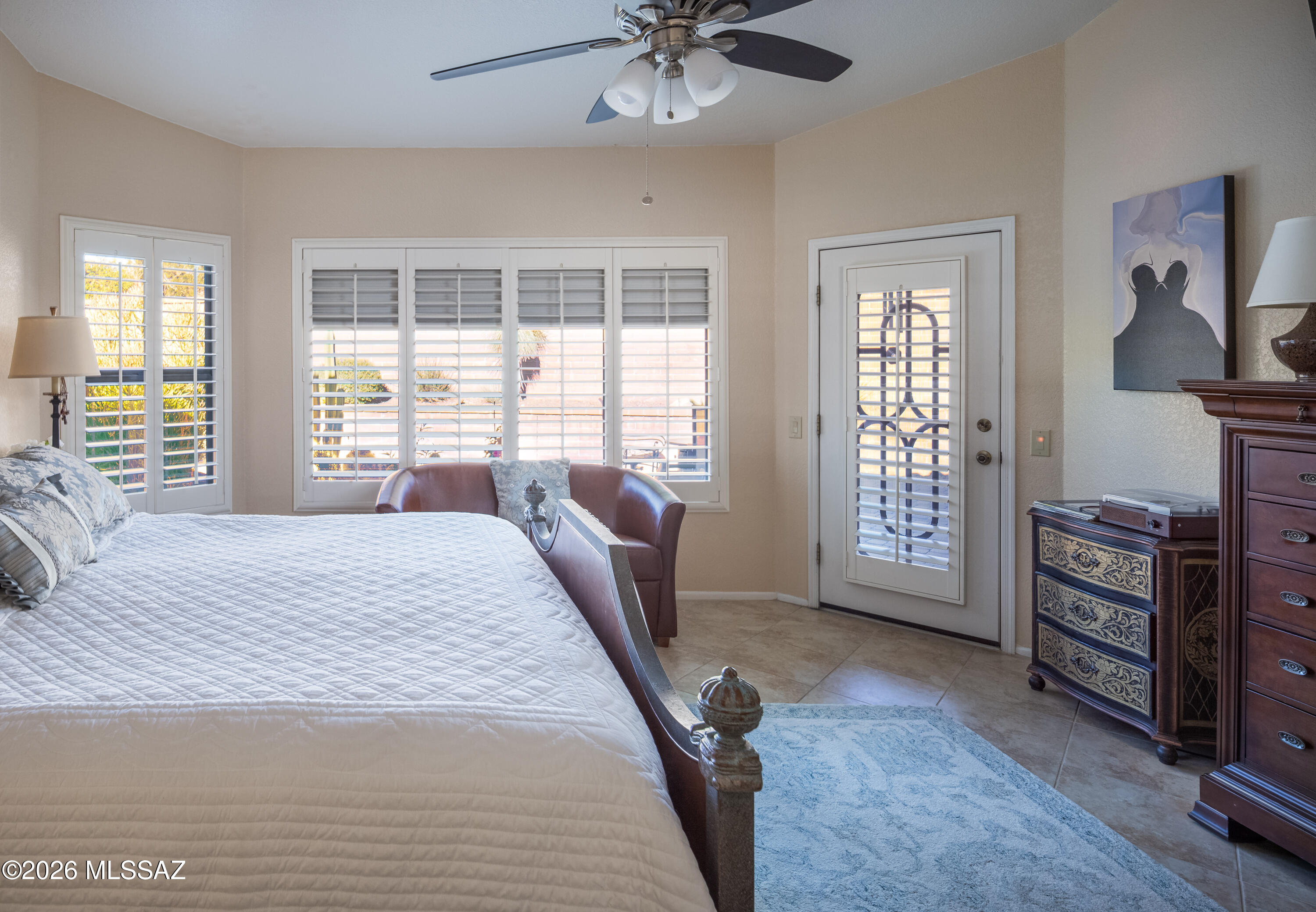 1721 E Chalk Creek Court