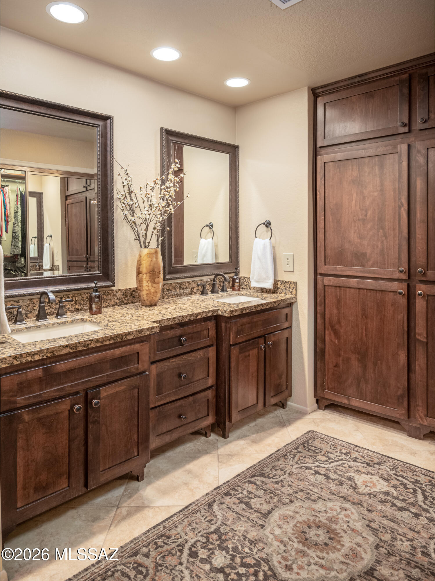 1721 E Chalk Creek Court