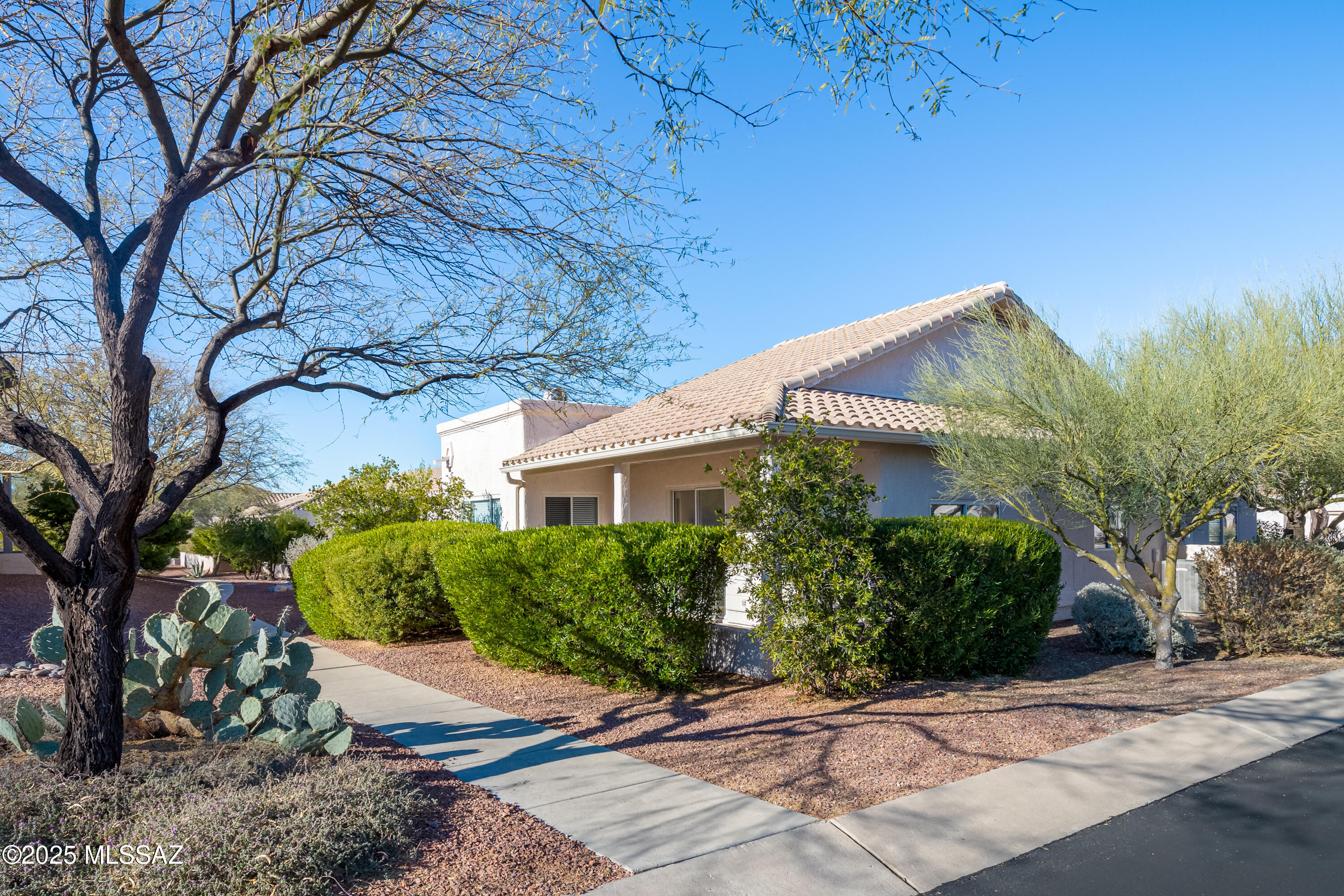 1499 W Carmel Pointe Drive