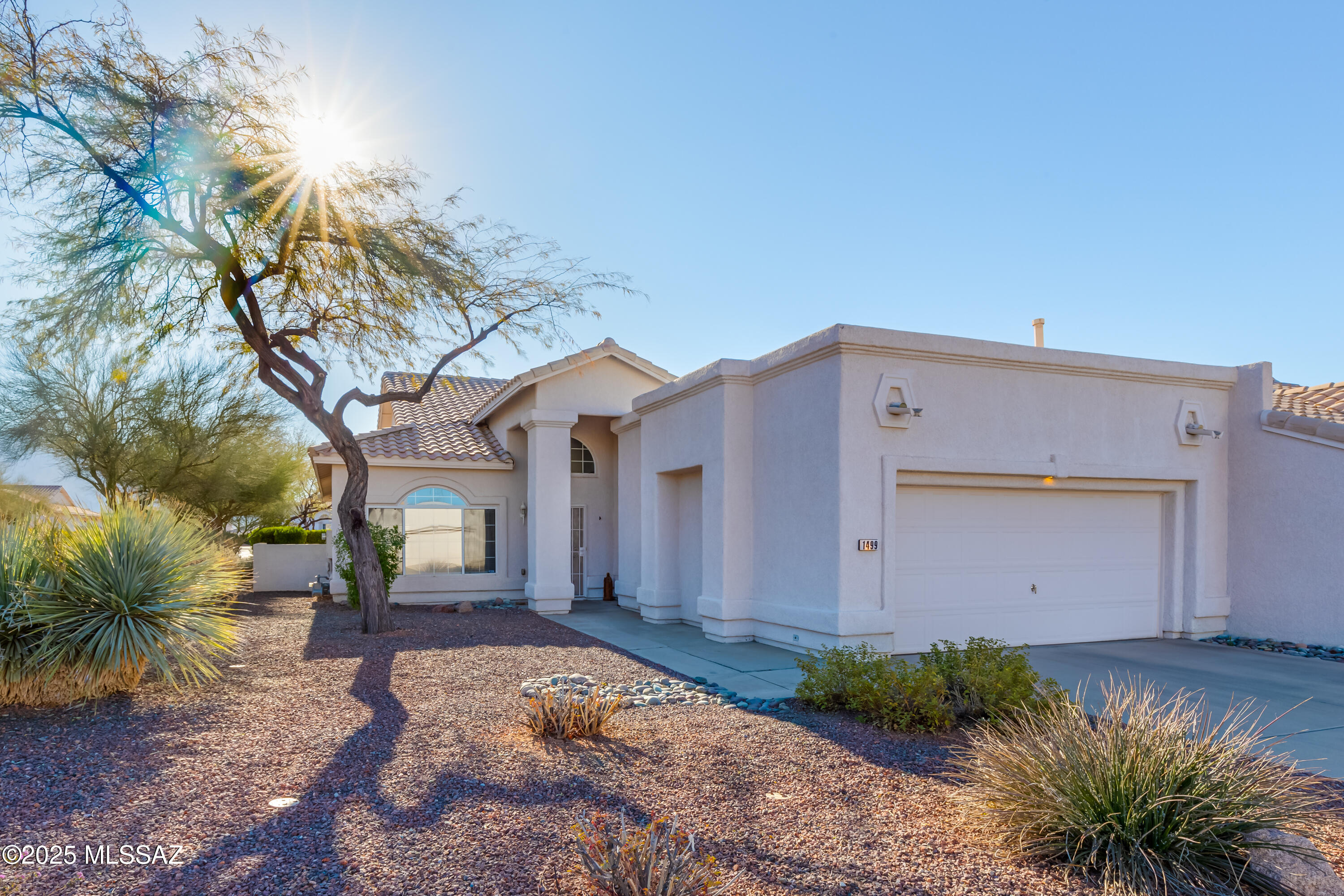 1499 W Carmel Pointe Drive