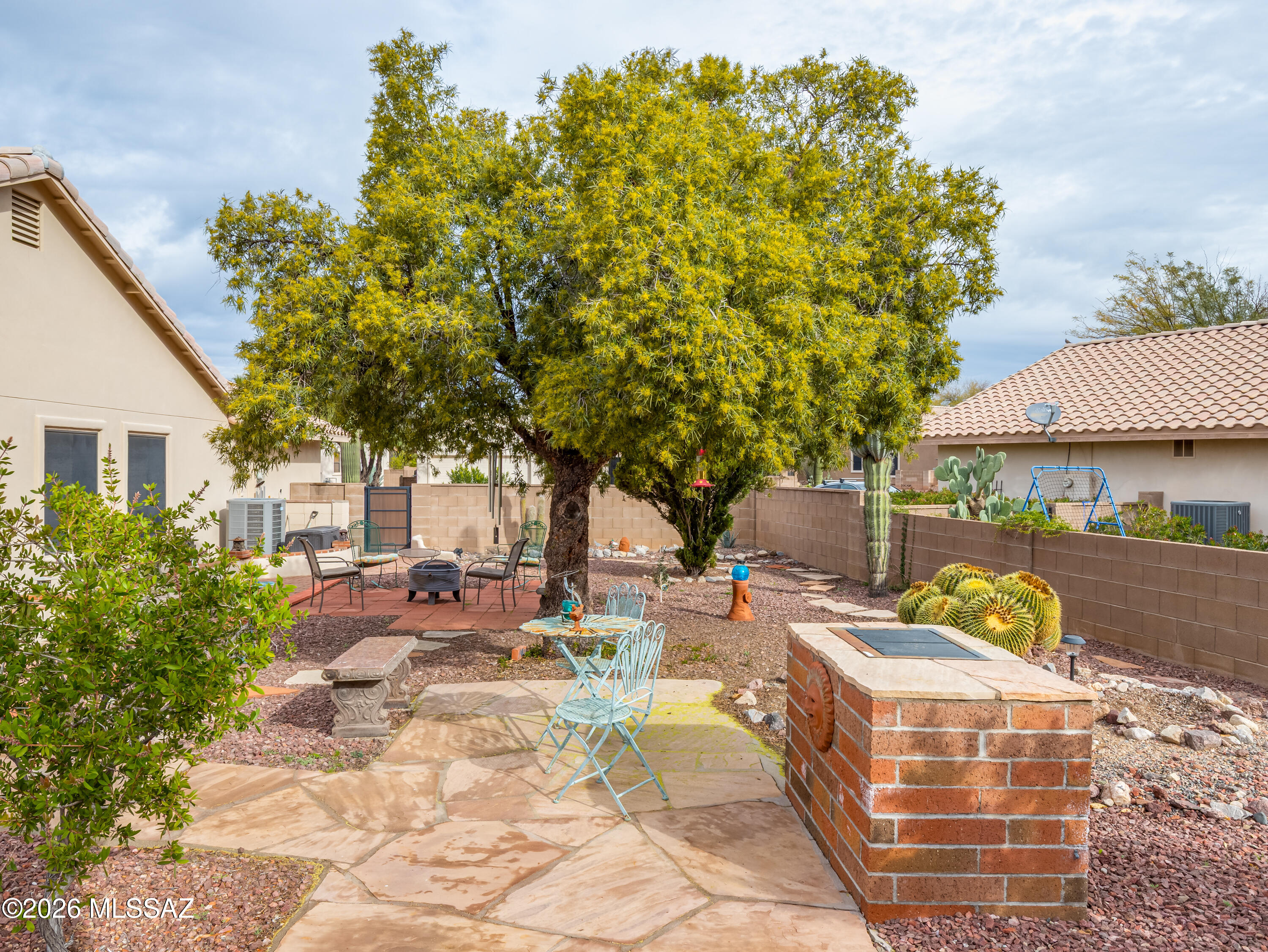 1510 E Ganymede Drive