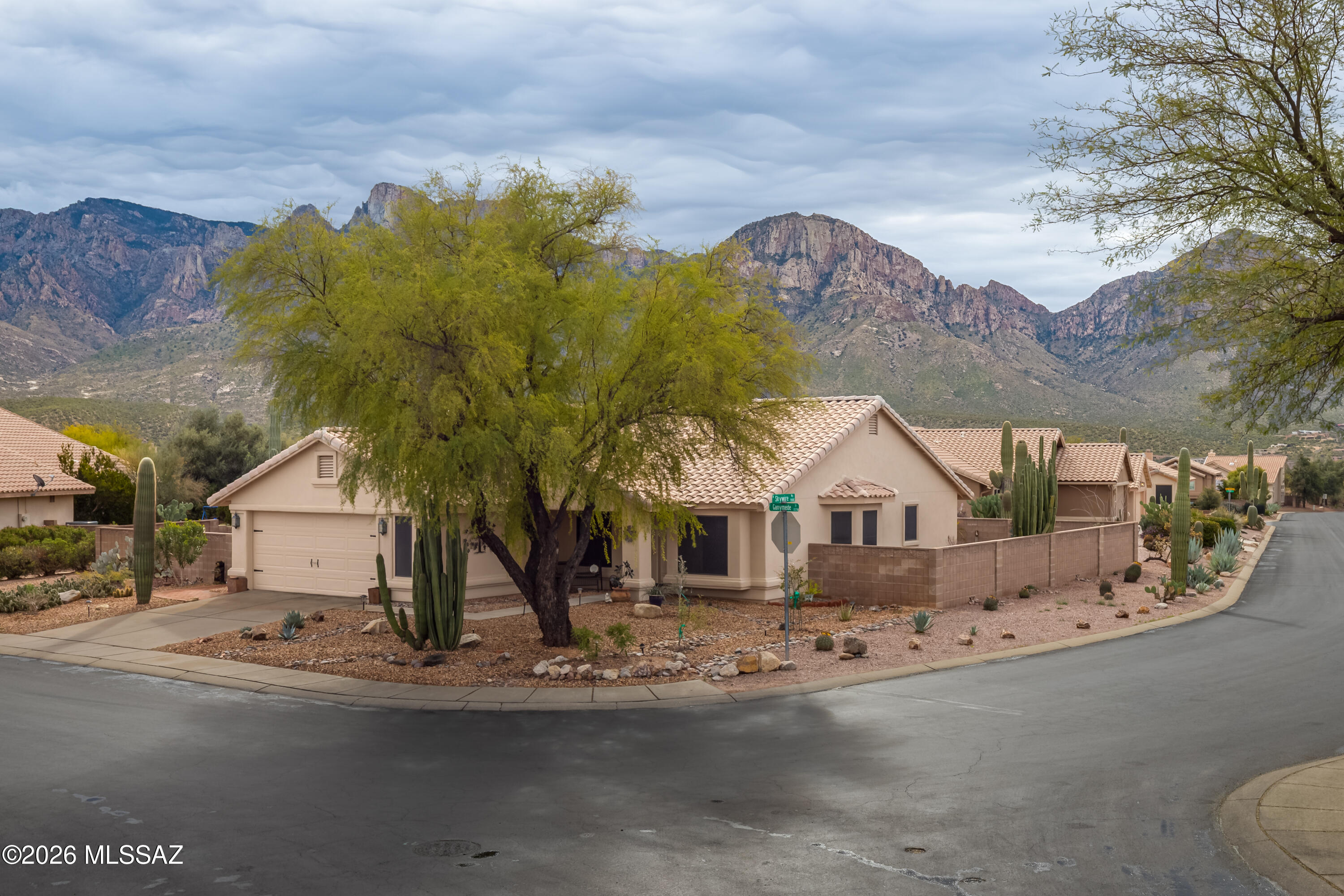 1510 E Ganymede Drive