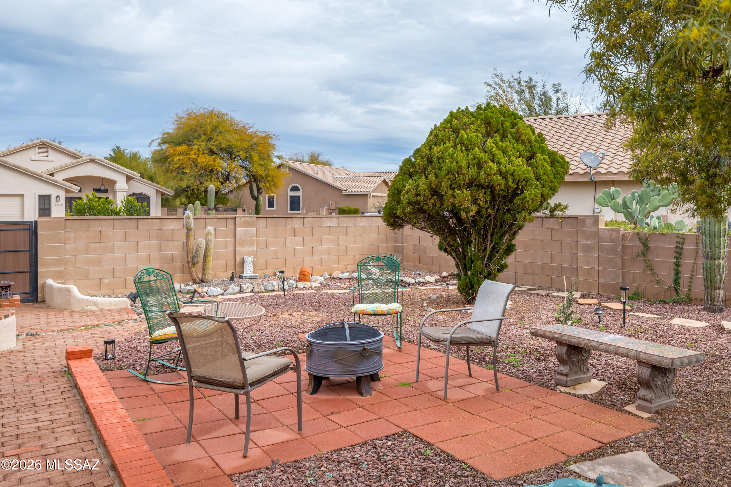 1510 E Ganymede Drive