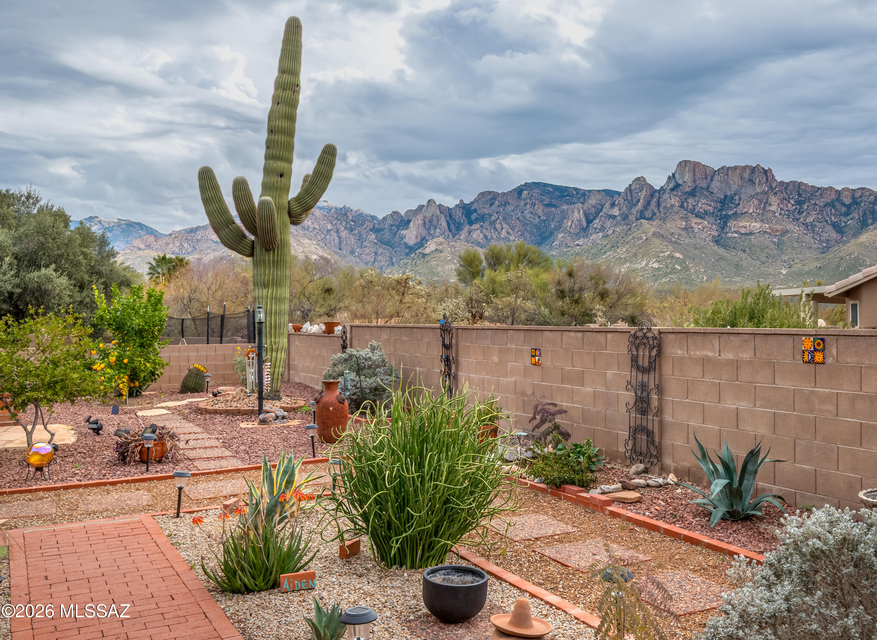 1510 E Ganymede Drive