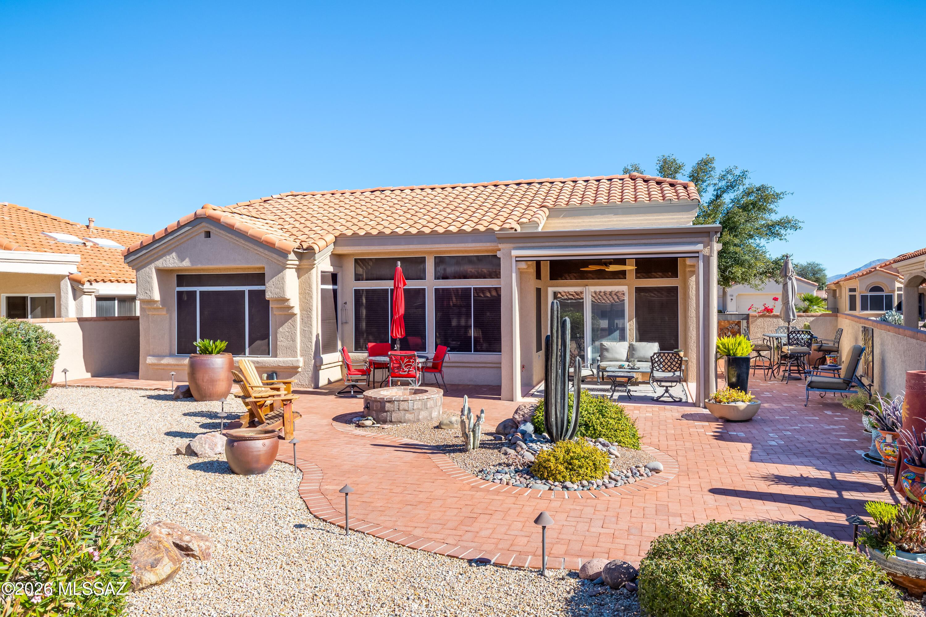 14301 N Trade Winds Way