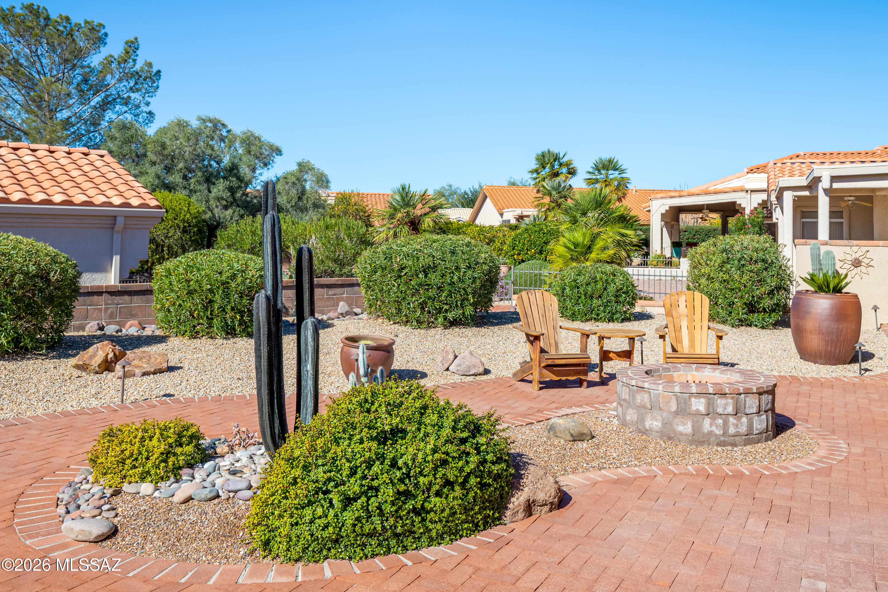 14301 N Trade Winds Way