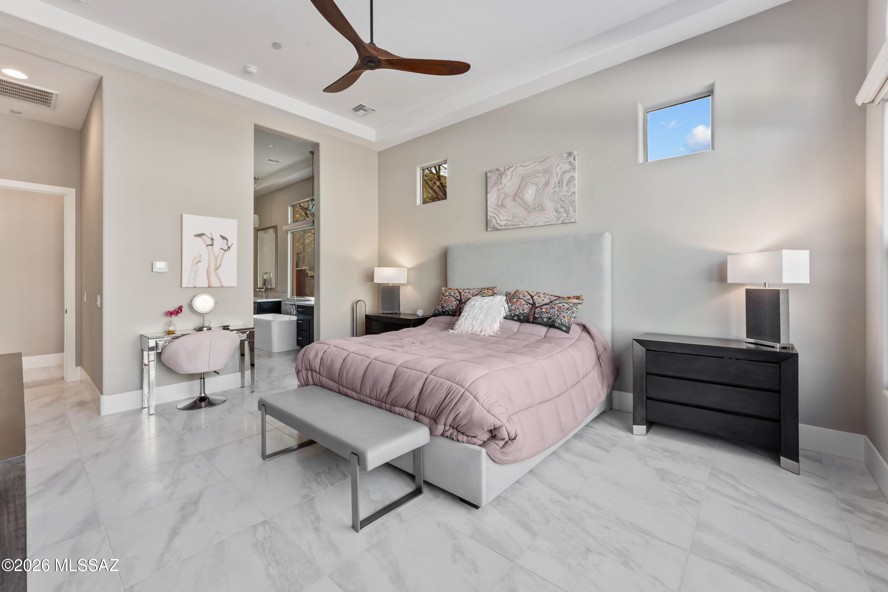 14356 N Stone View Place