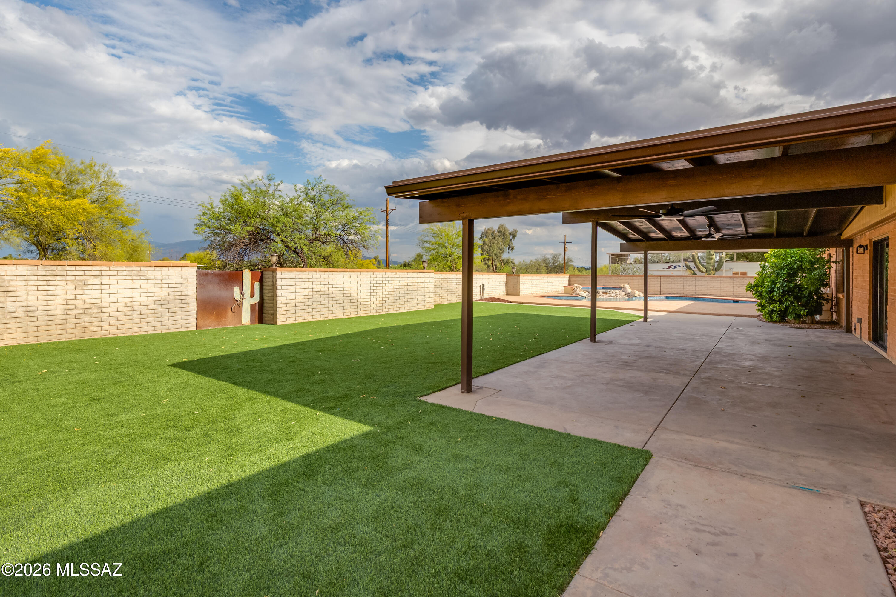 3440 N Bacobi Avenue