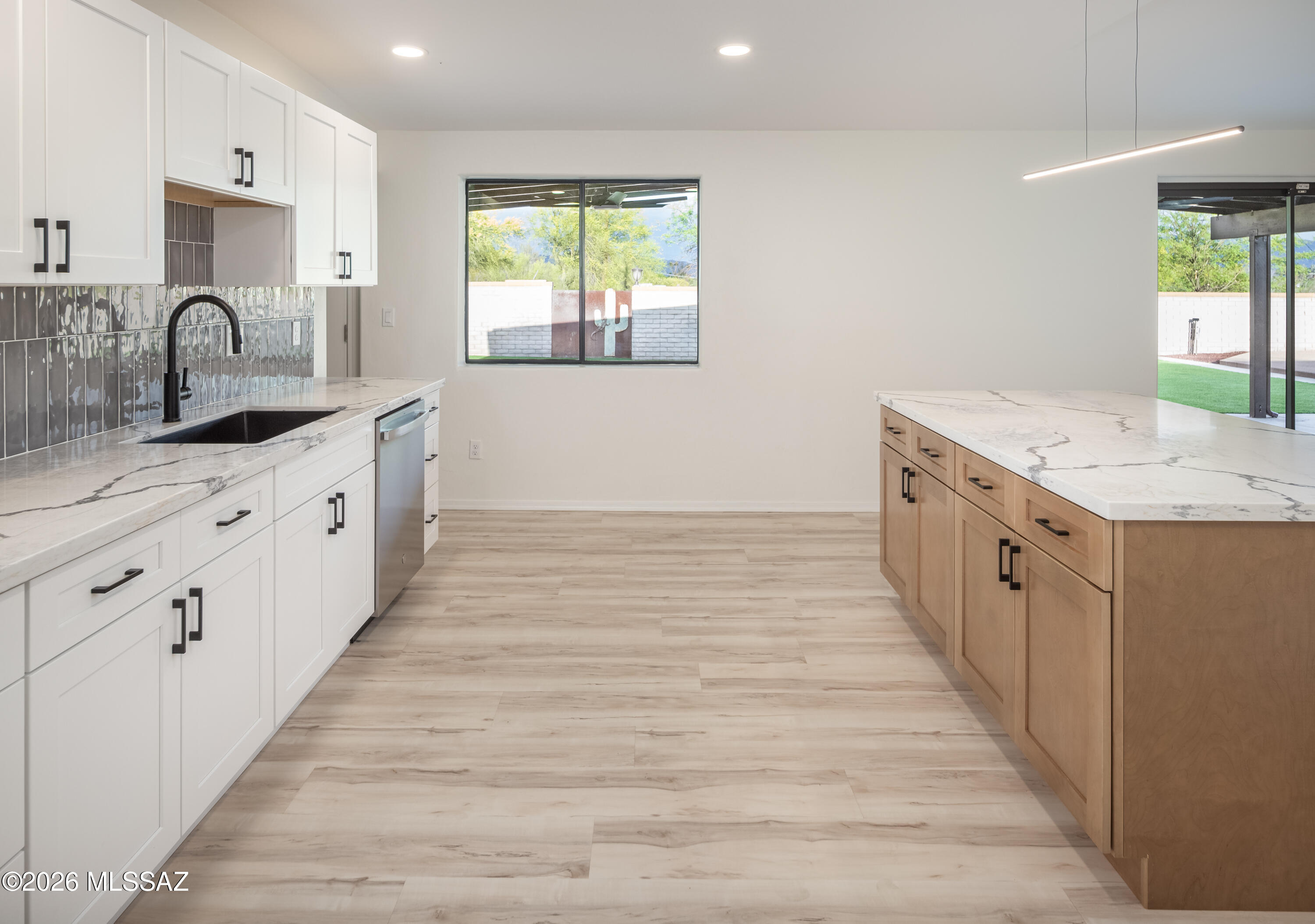 3440 N Bacobi Avenue