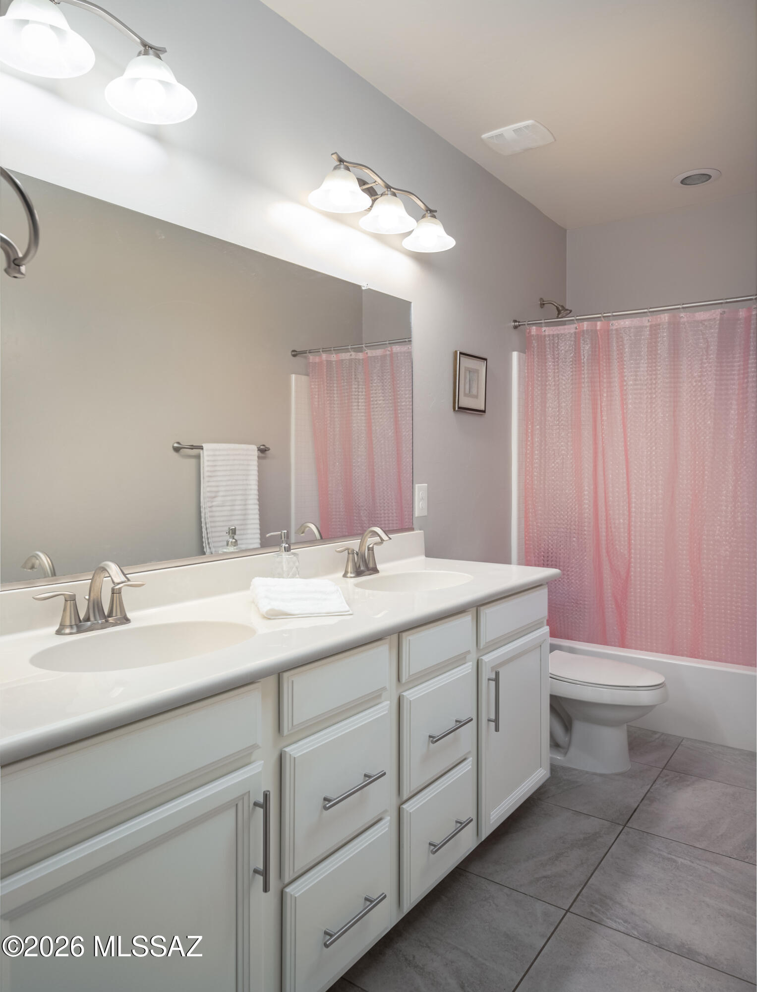 11085 N Hydrus Avenue