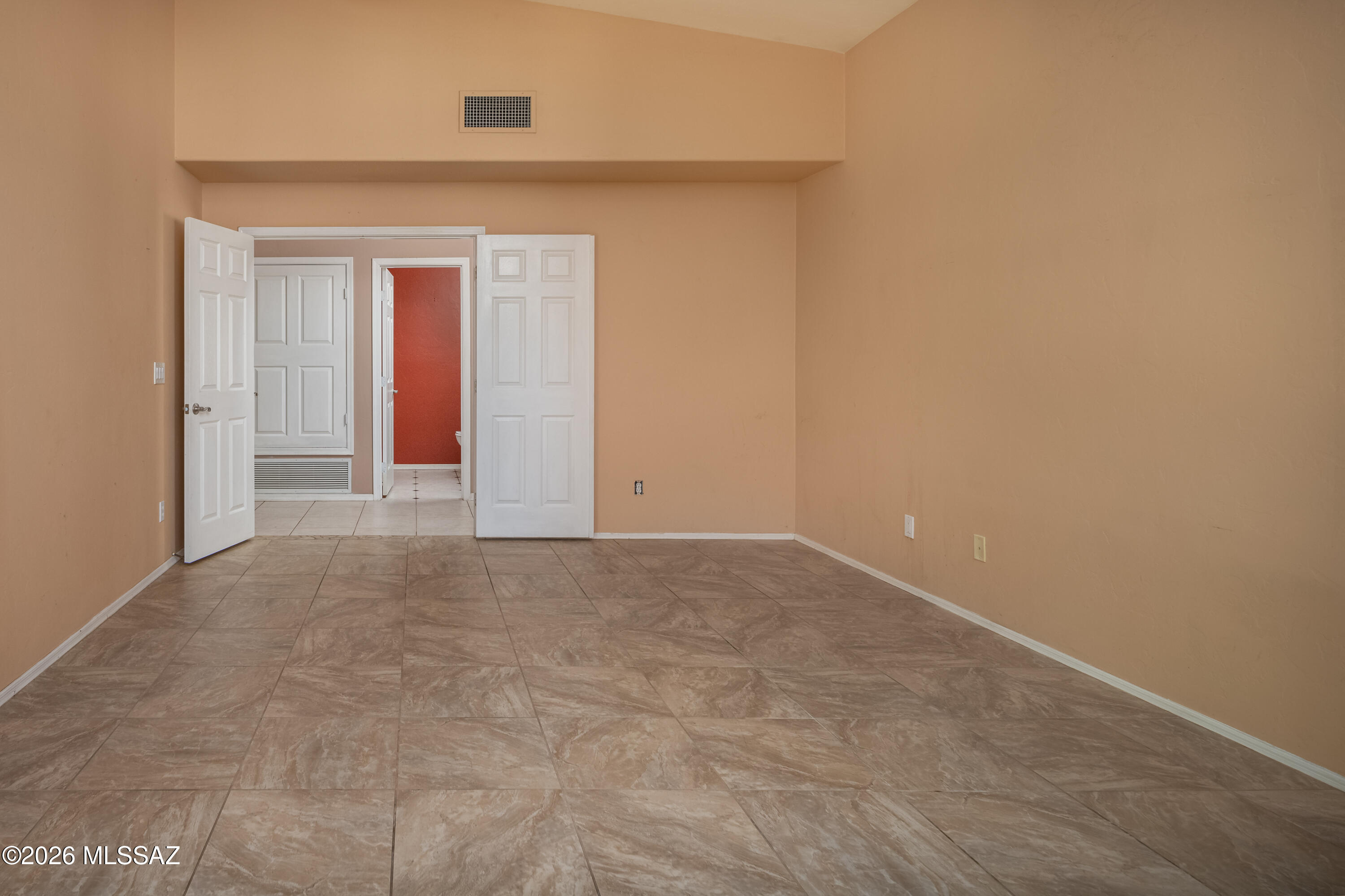 10290 N Calle Del Carnero