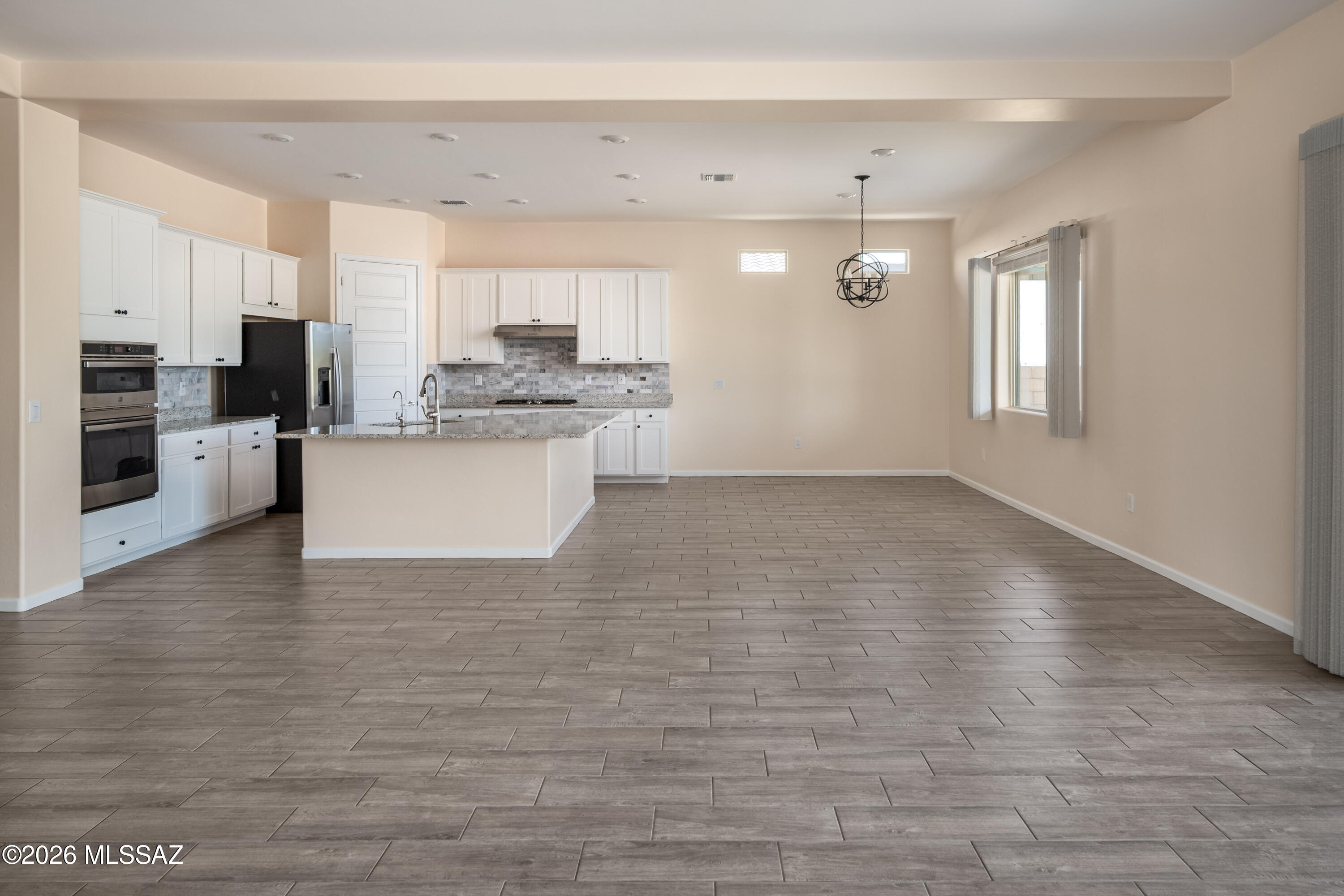 10731 N Cactus Point Drive