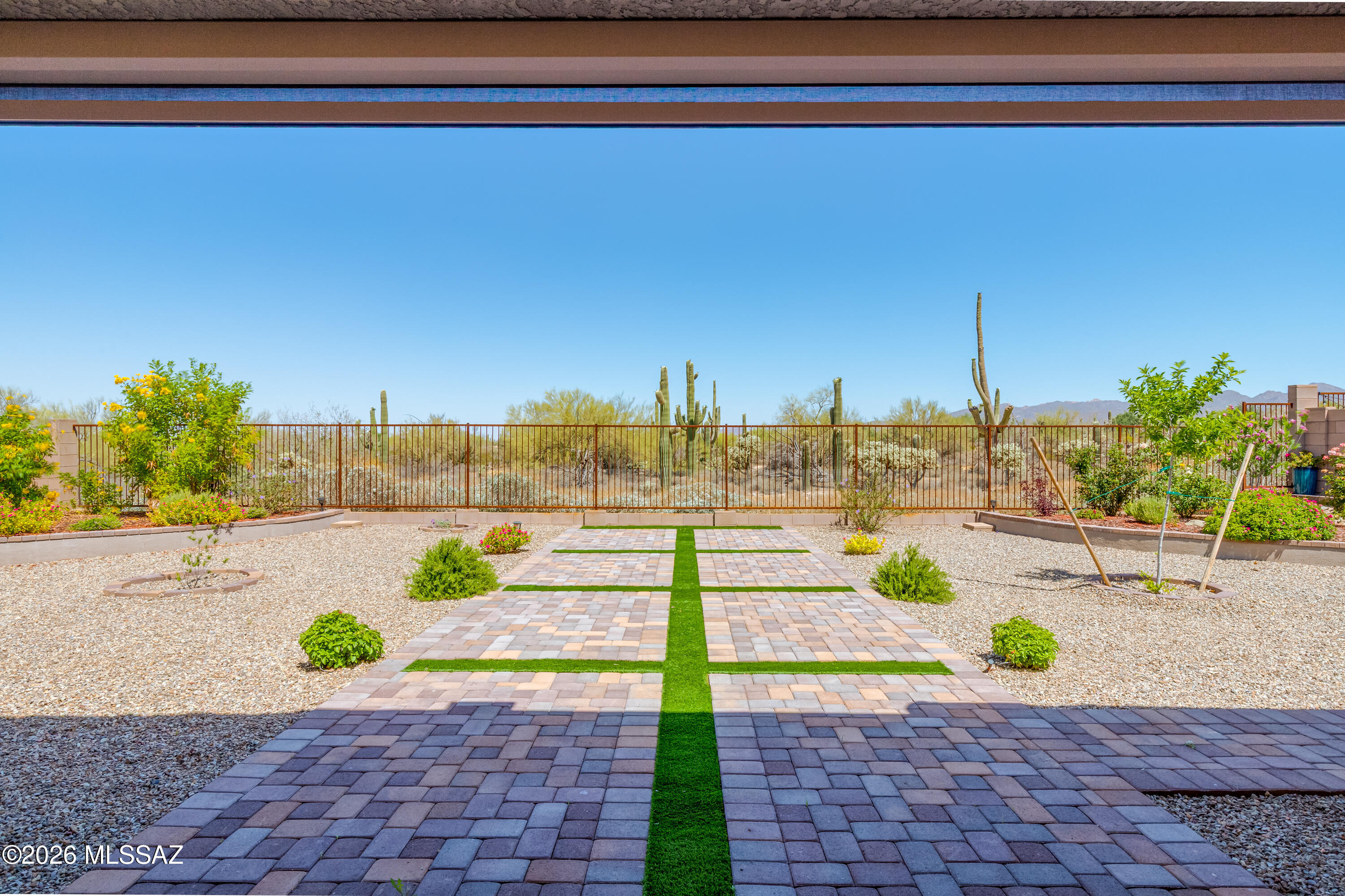 10731 N Cactus Point Drive