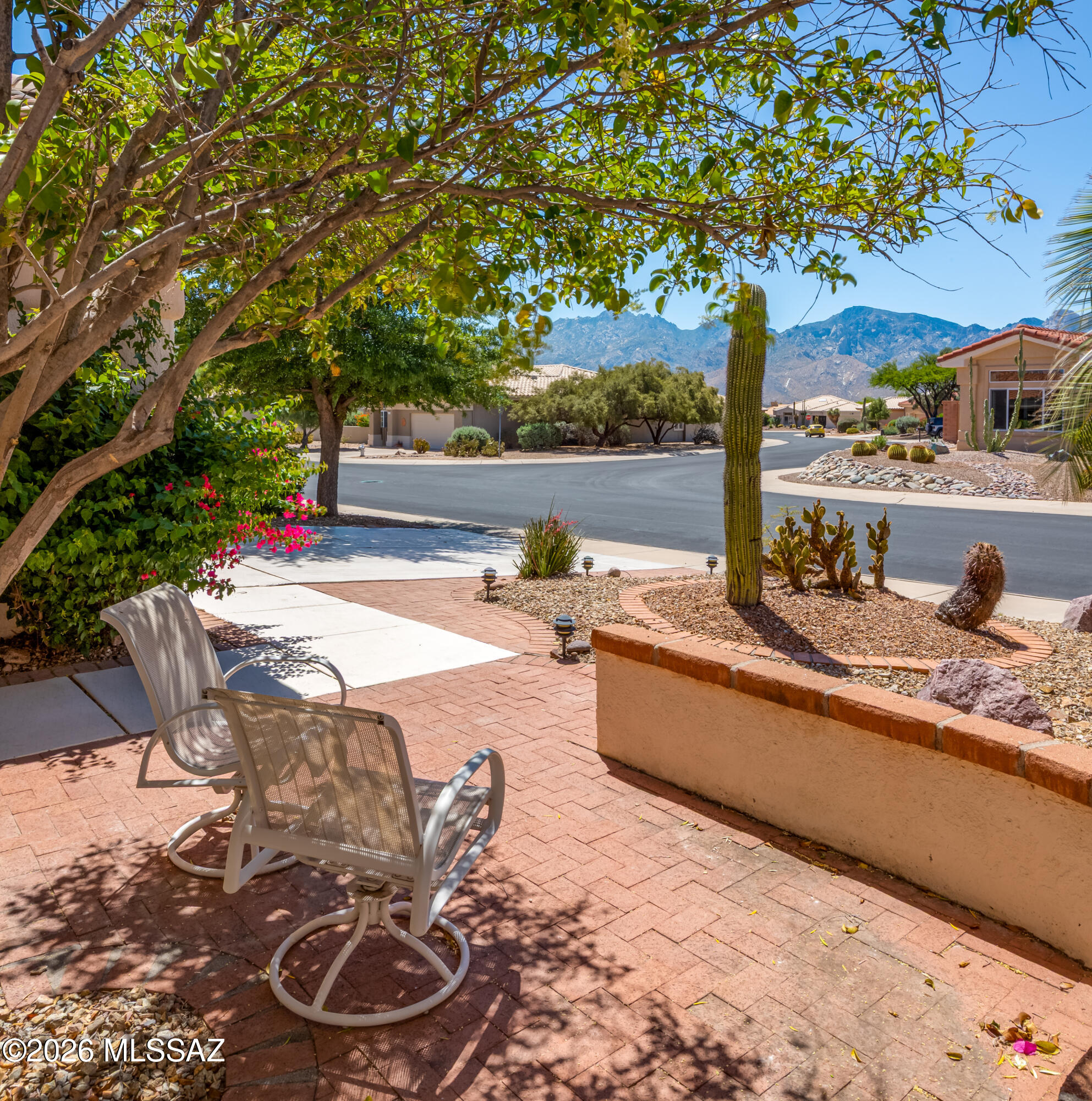 1701 E Crown Ridge Way