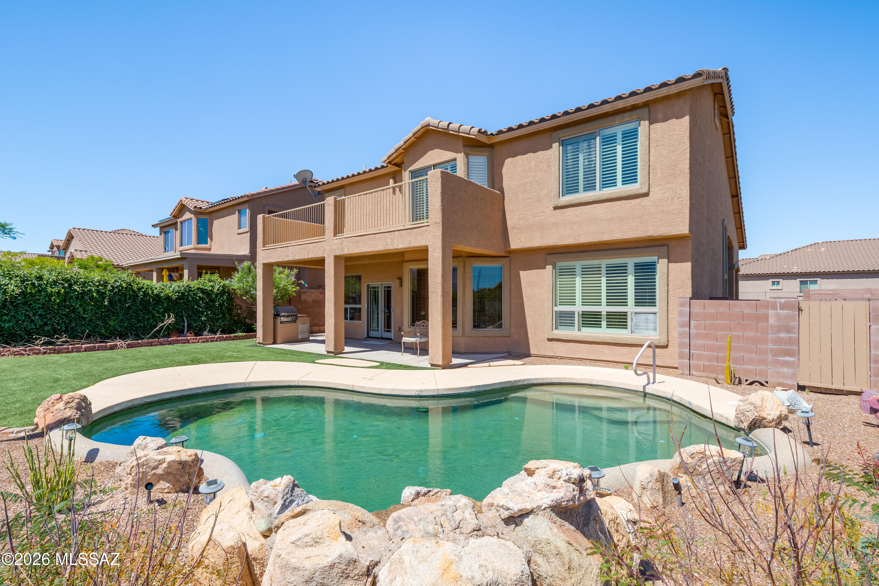 11890 N Verismo Drive