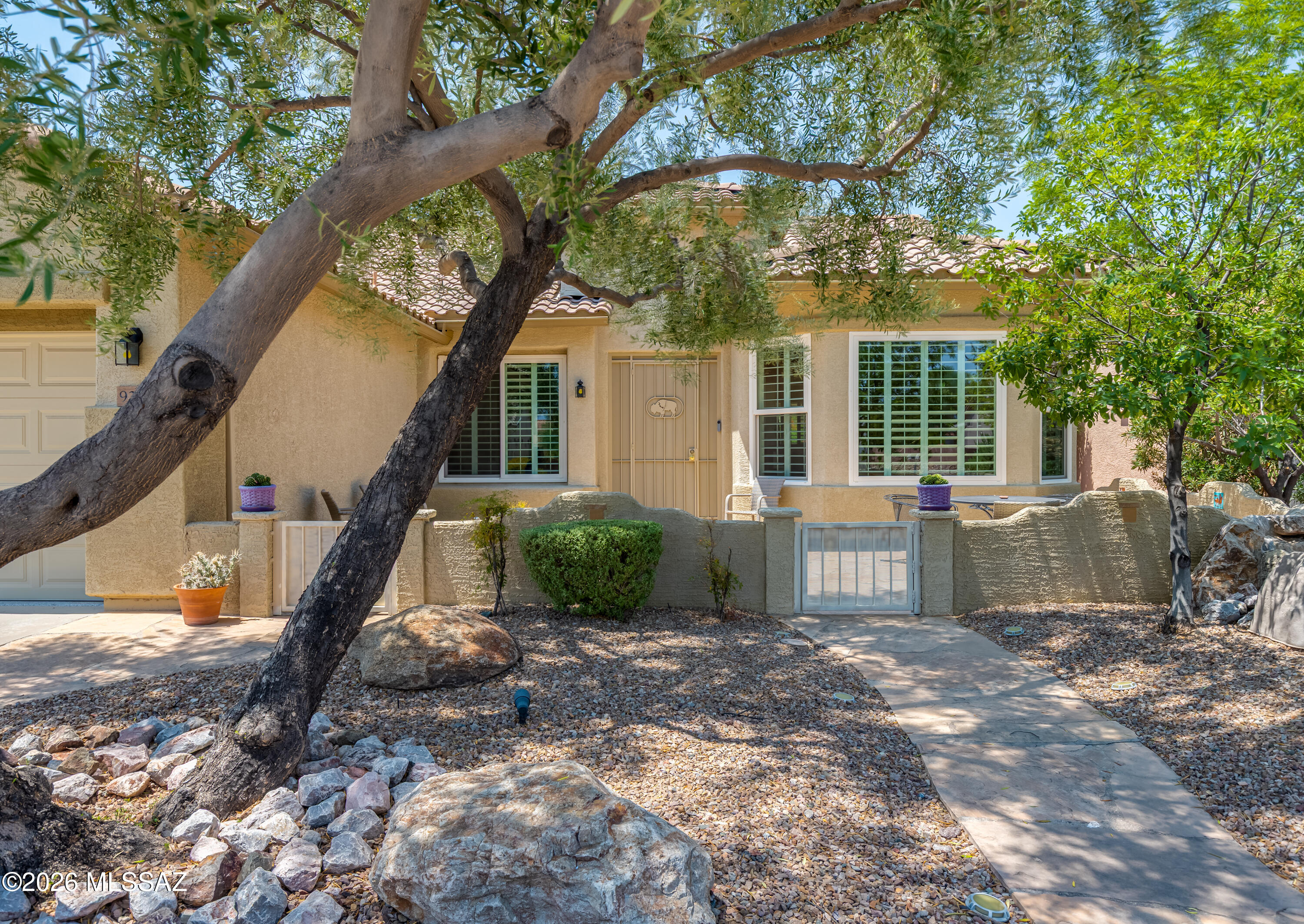 9363 N Sunflower Blossom Place