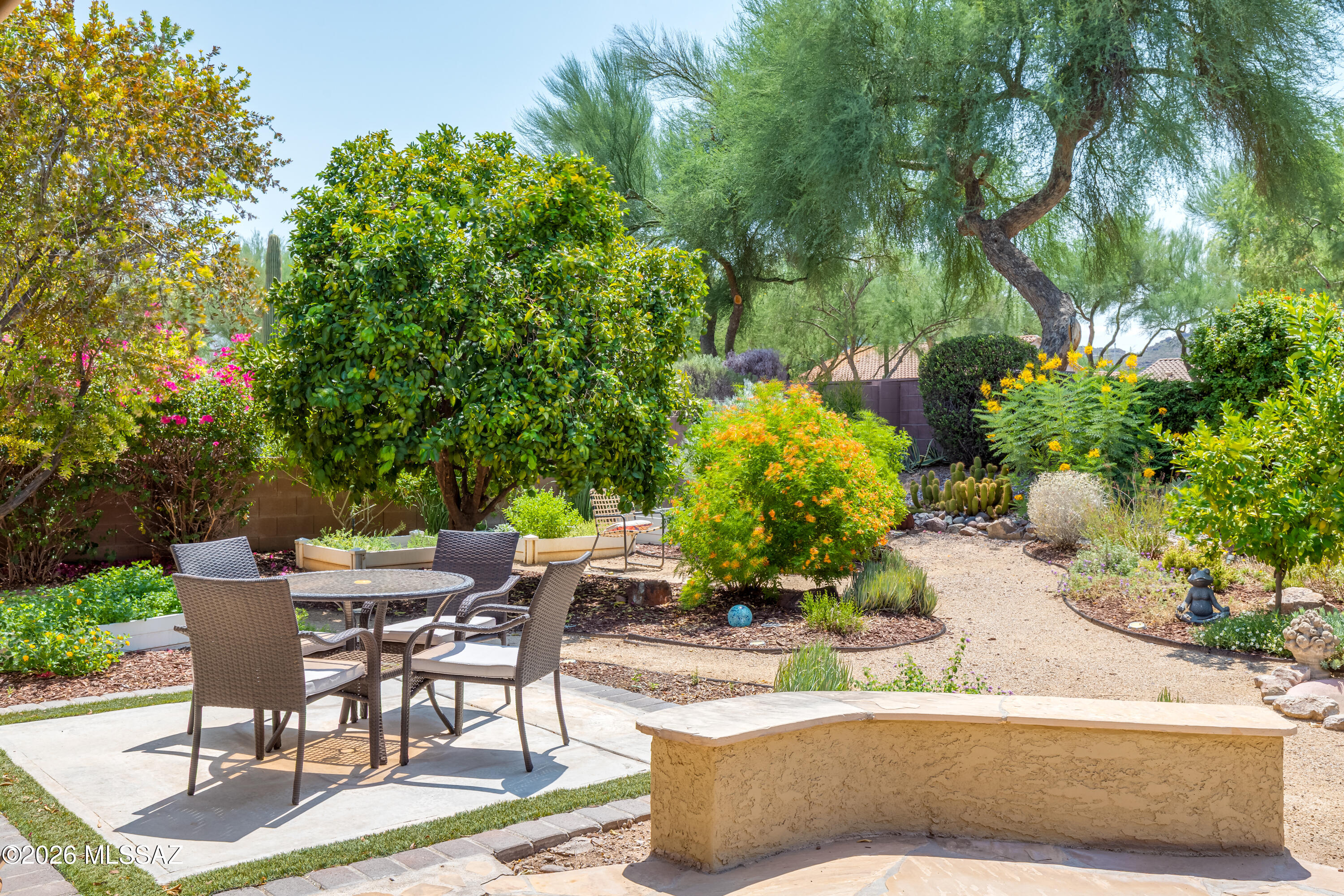 9363 N Sunflower Blossom Place