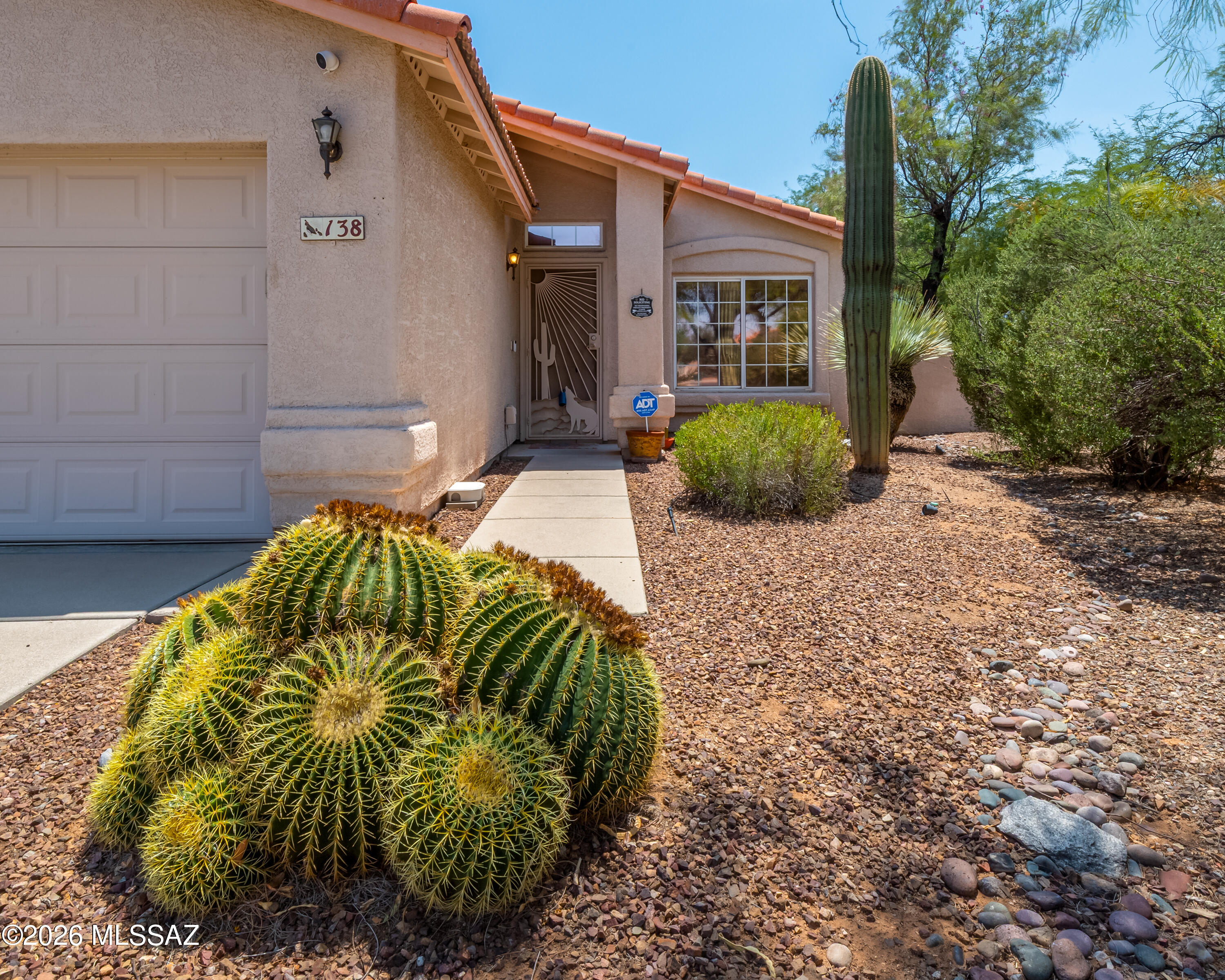 138 E Elixir Place