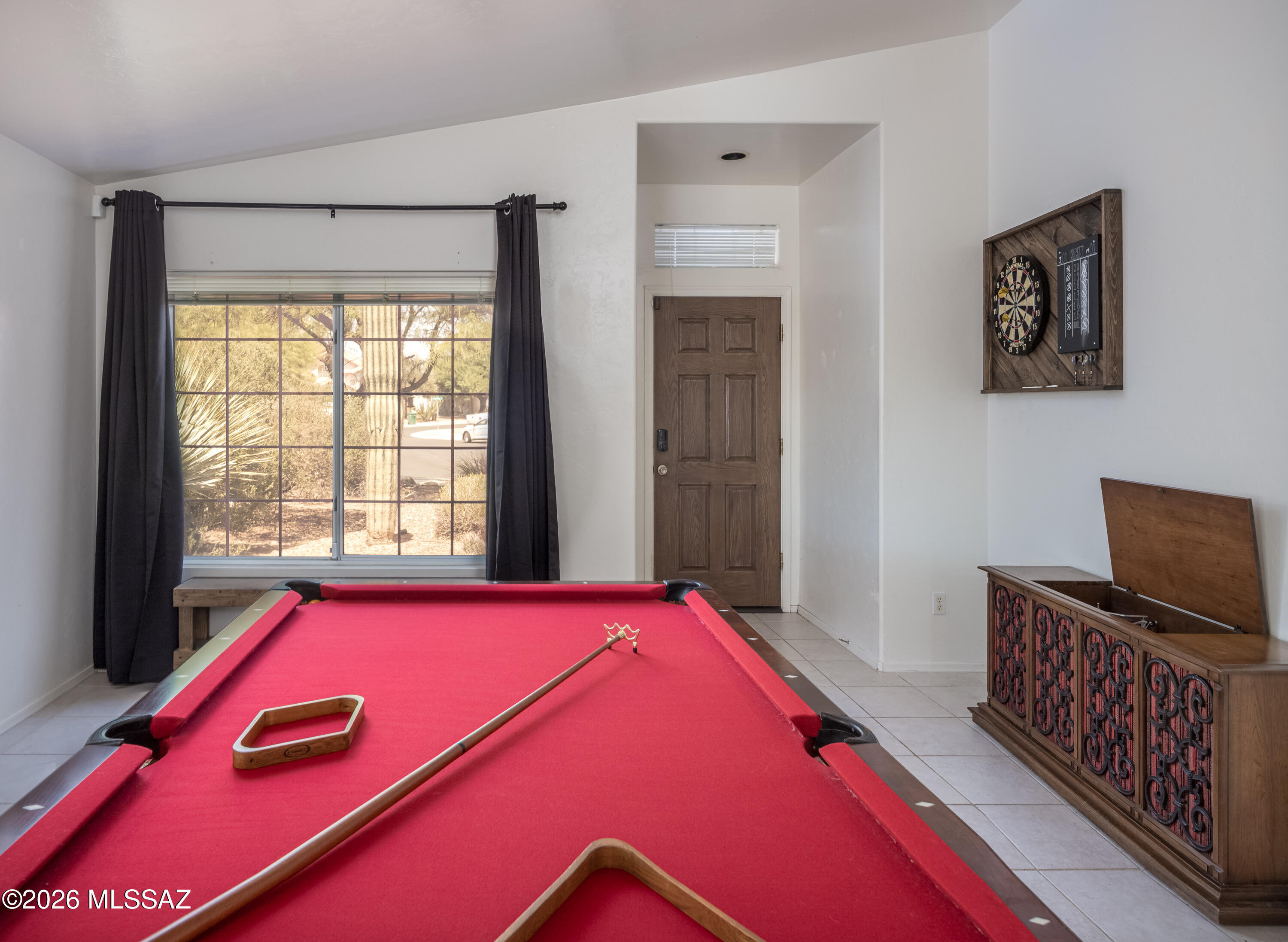138 E Elixir Place