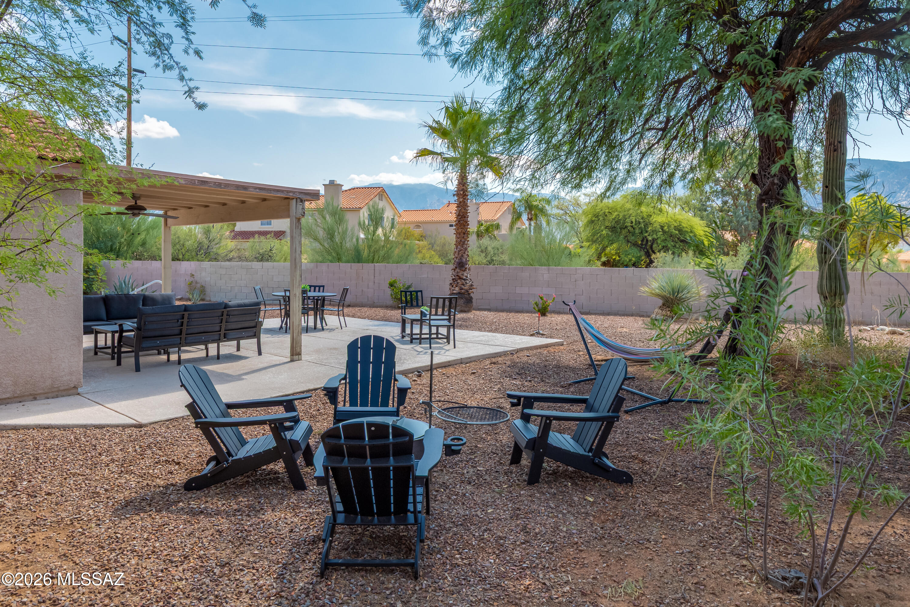 138 E Elixir Place