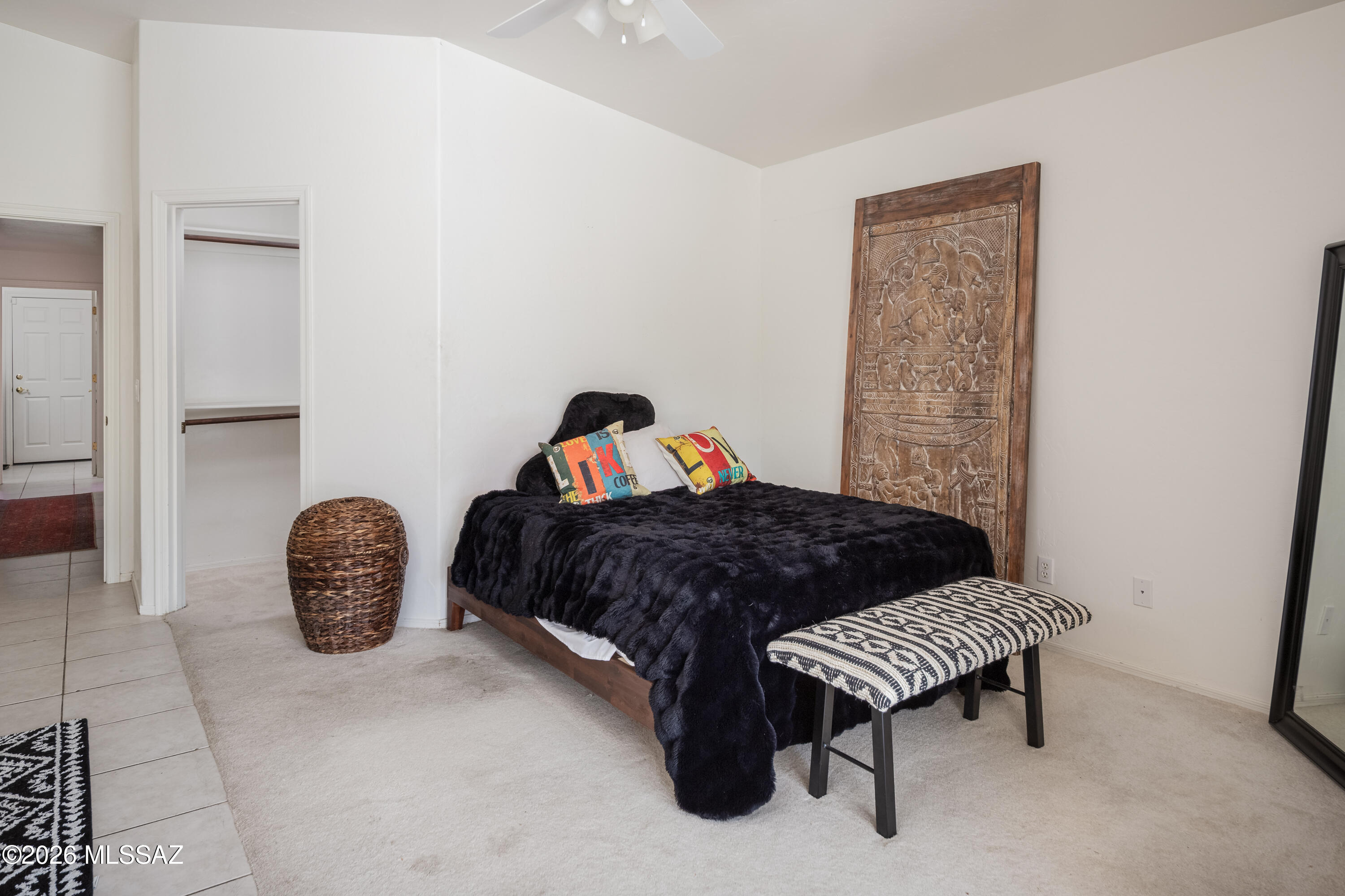 138 E Elixir Place