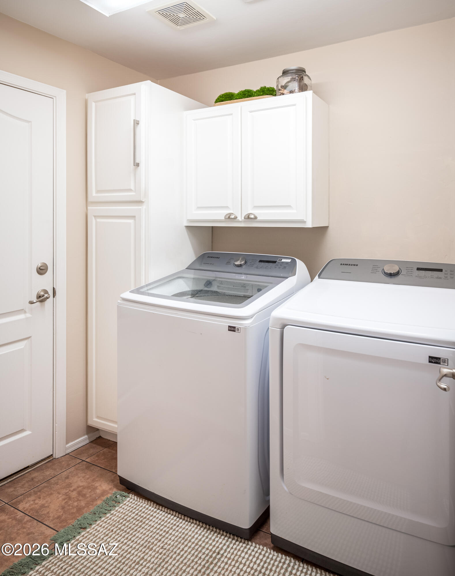 187 E Sky Light Street