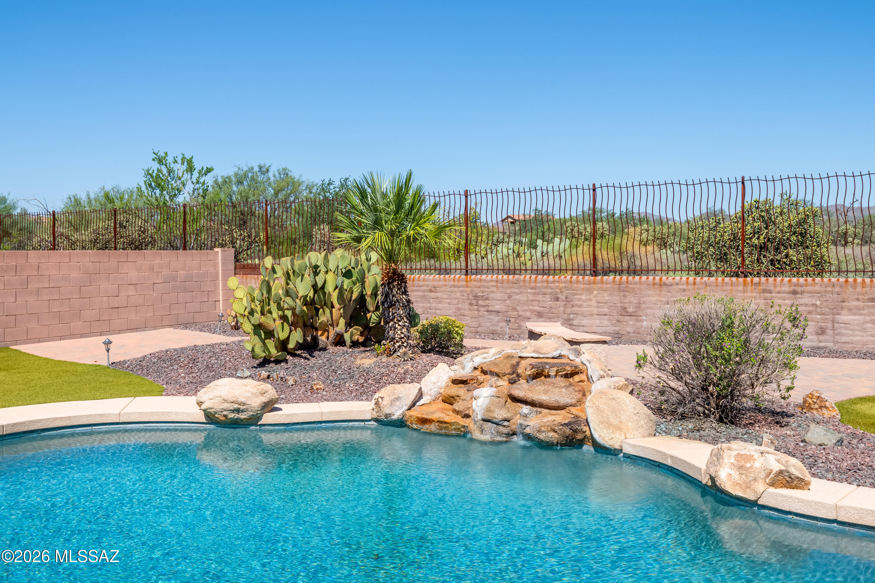 379 E Honey Bee Preserve Way