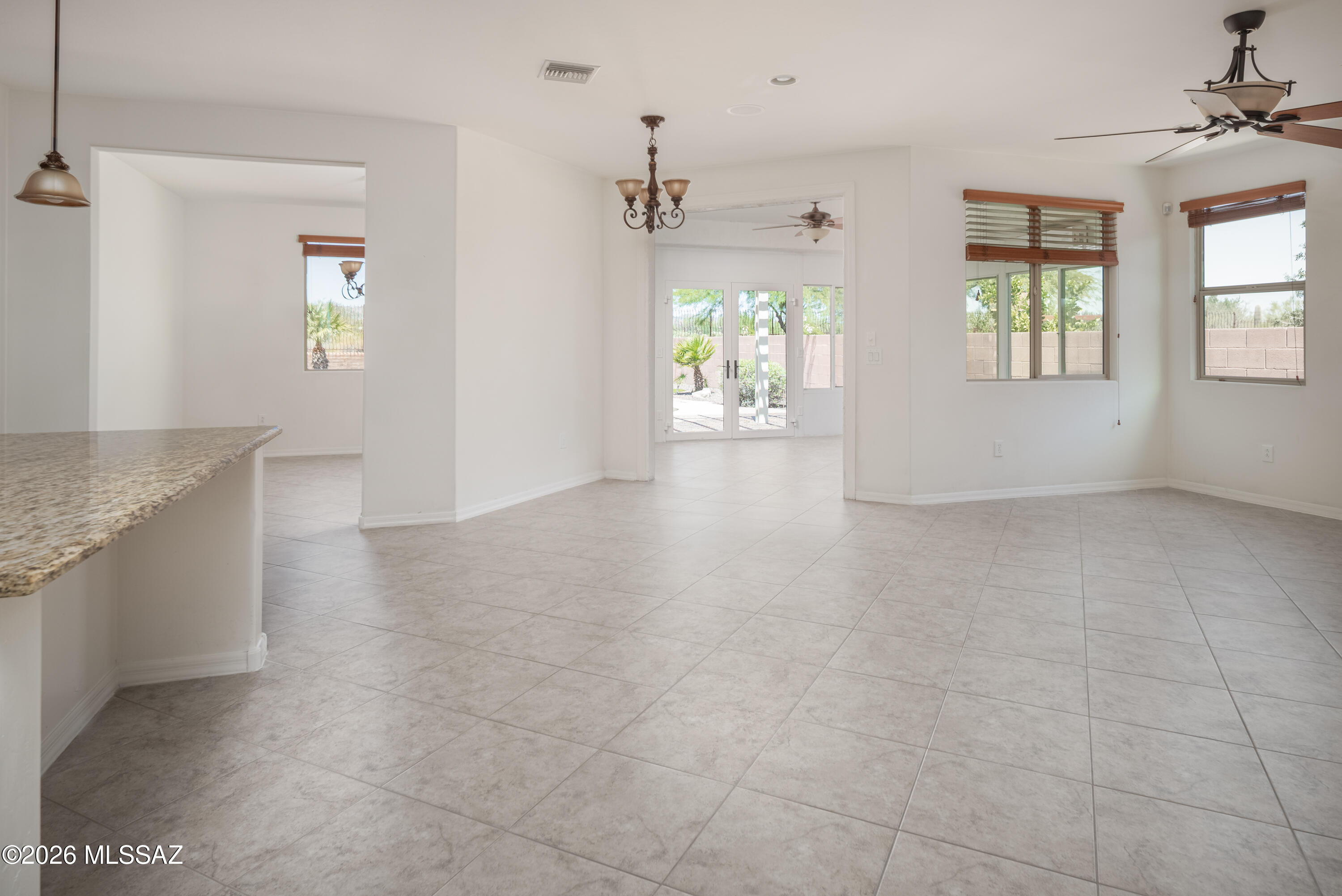 379 E Honey Bee Preserve Way