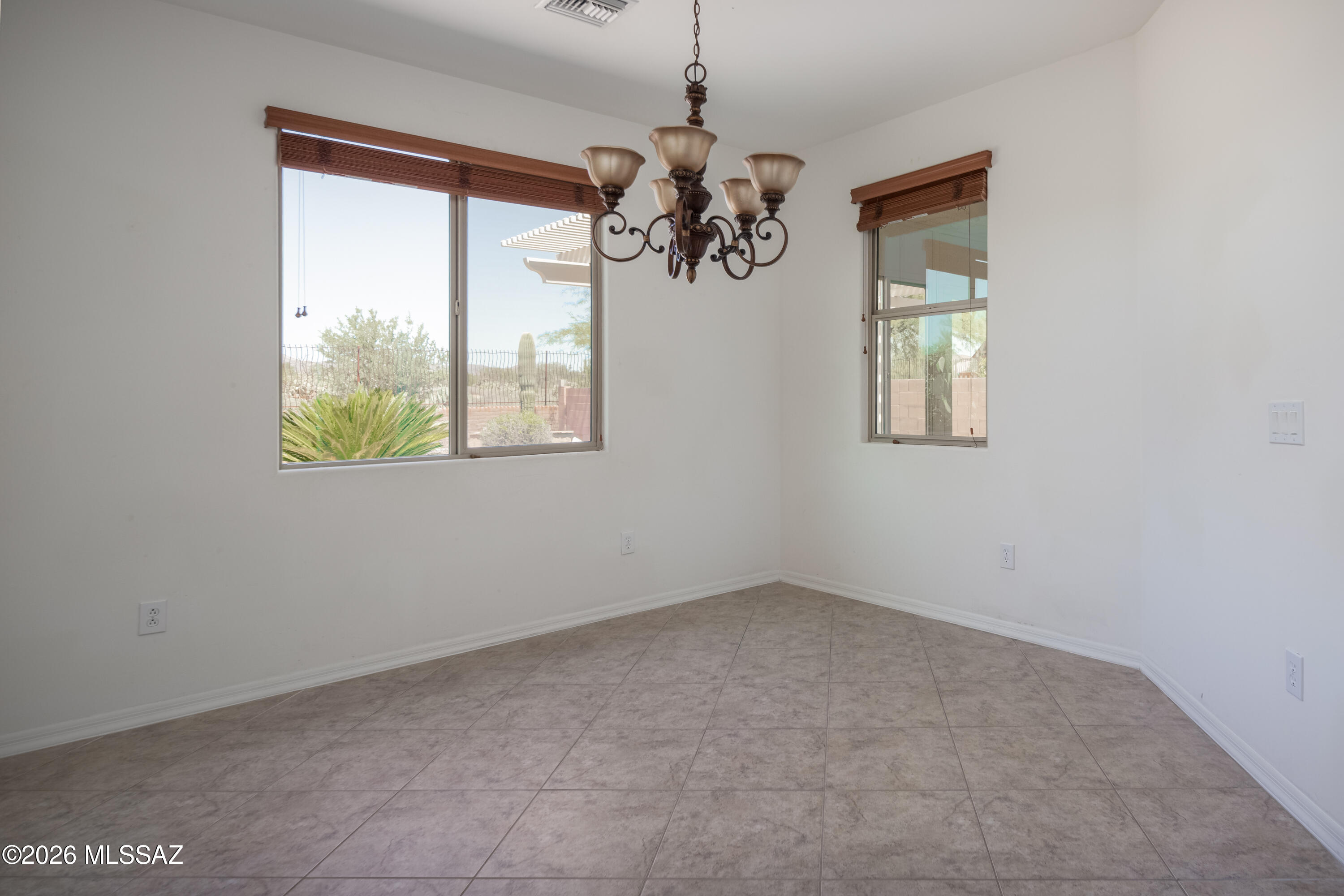 379 E Honey Bee Preserve Way