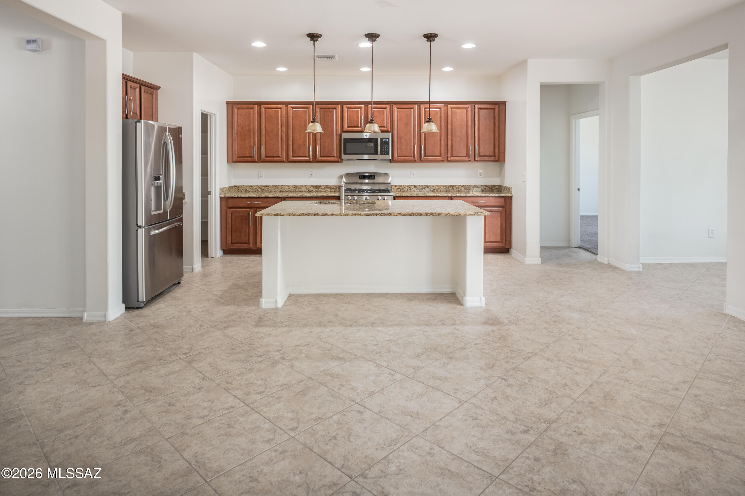379 E Honey Bee Preserve Way