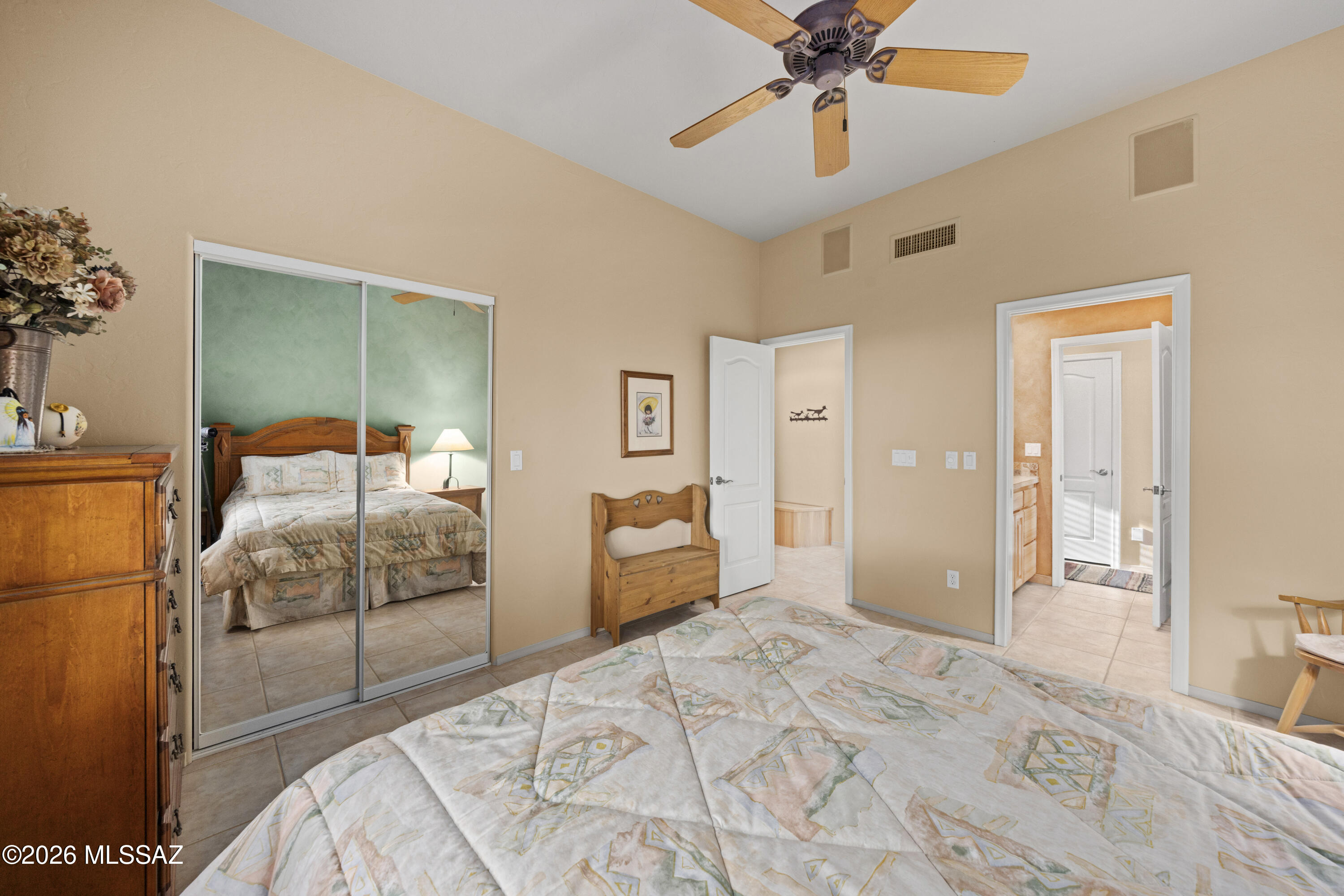 560 W Quiet Springs Drive
